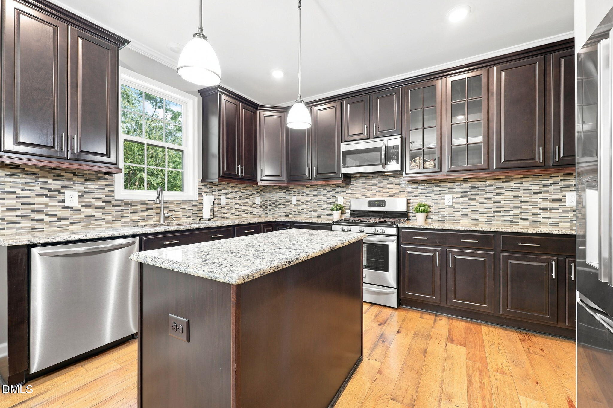2724 Bushy Lake Cove Property Photo 14