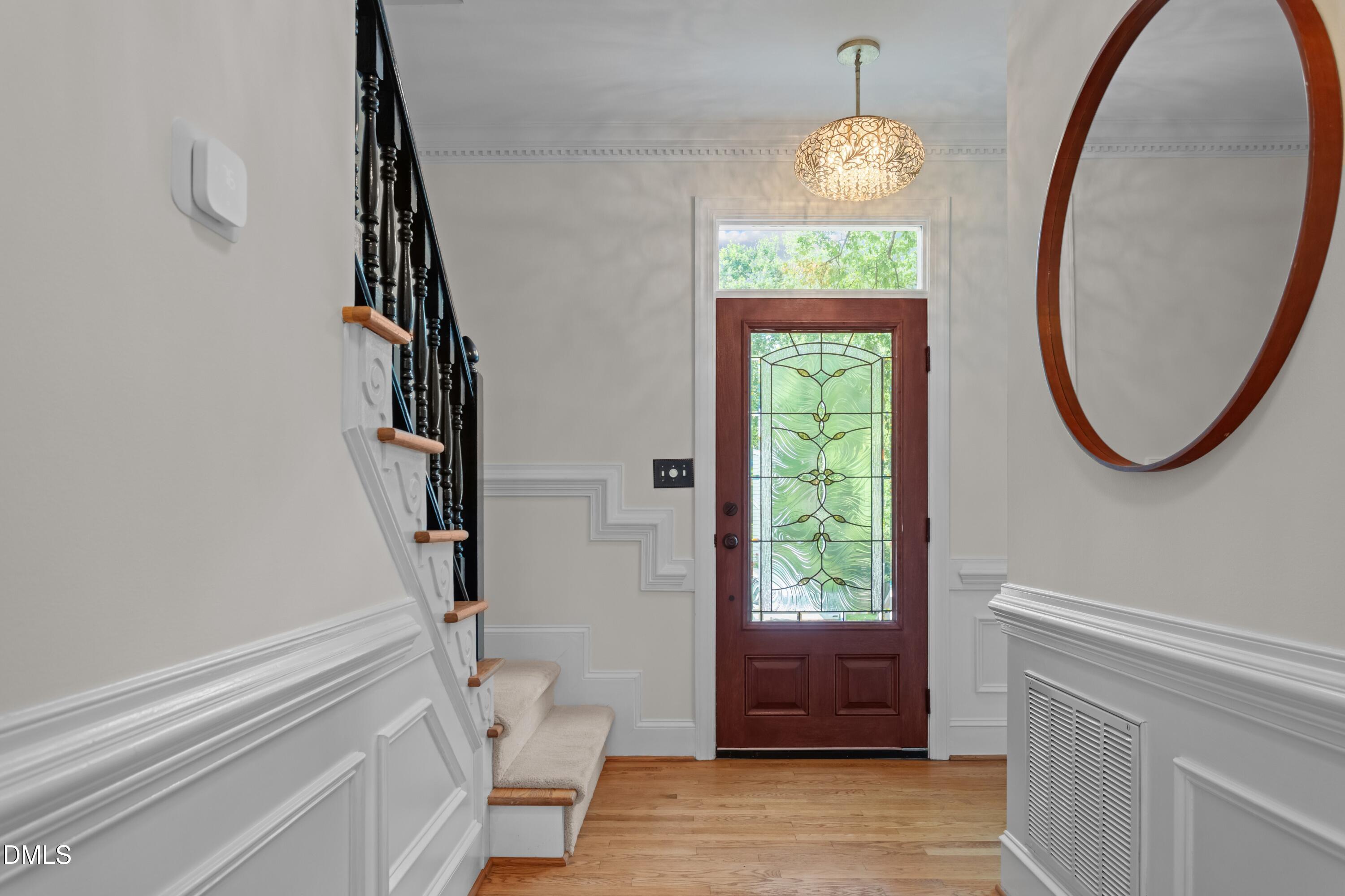 1008 Vestavia Woods Drive Property Photo 3