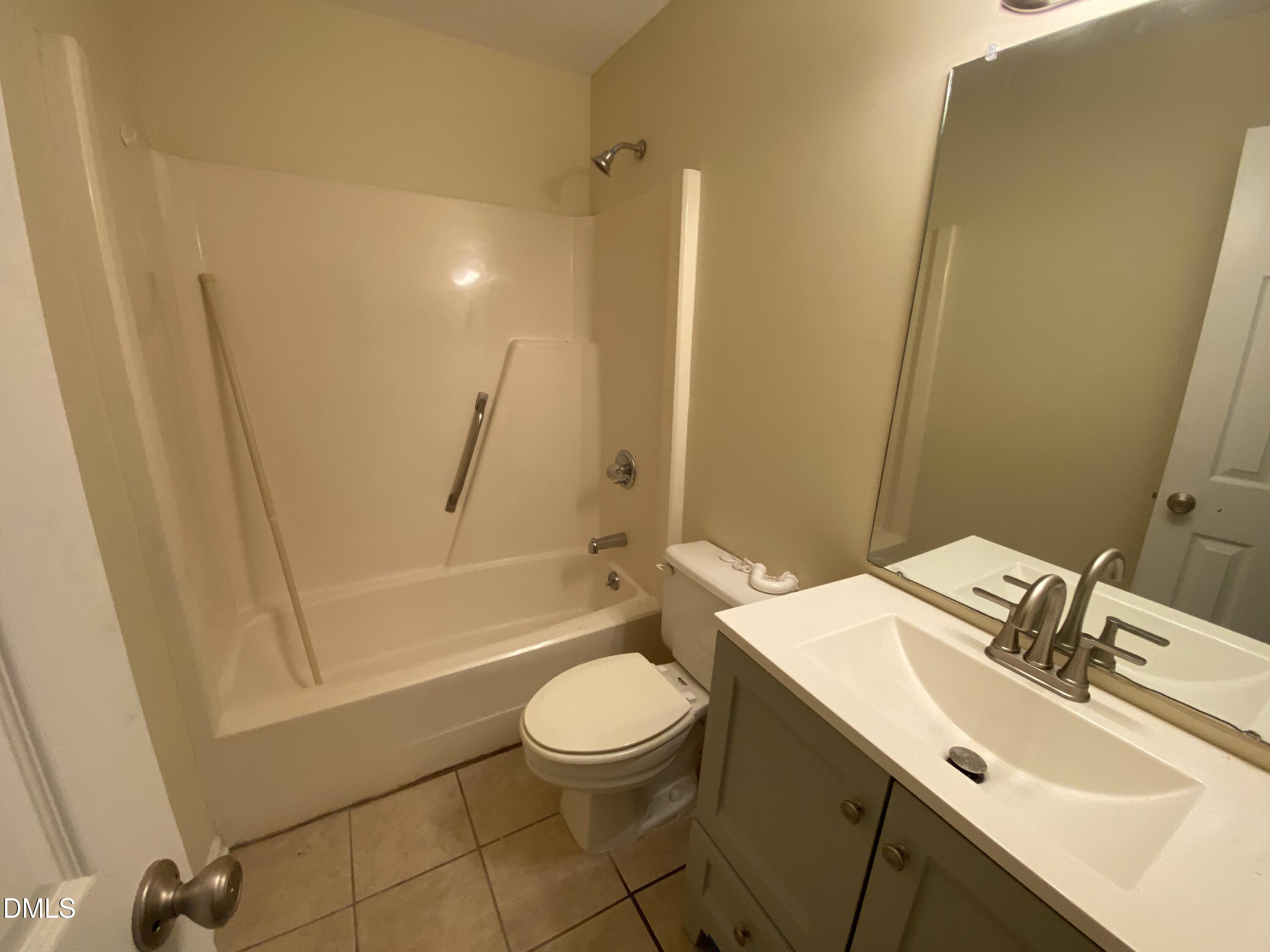 2420 Stadium Drive E Property Photo 6