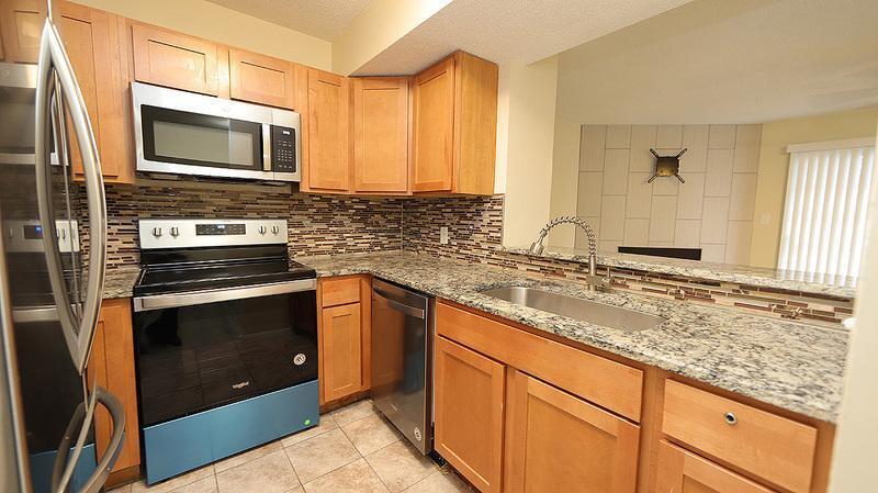 3706 Chimney Ridge Place Apt 101 Property Photo 7