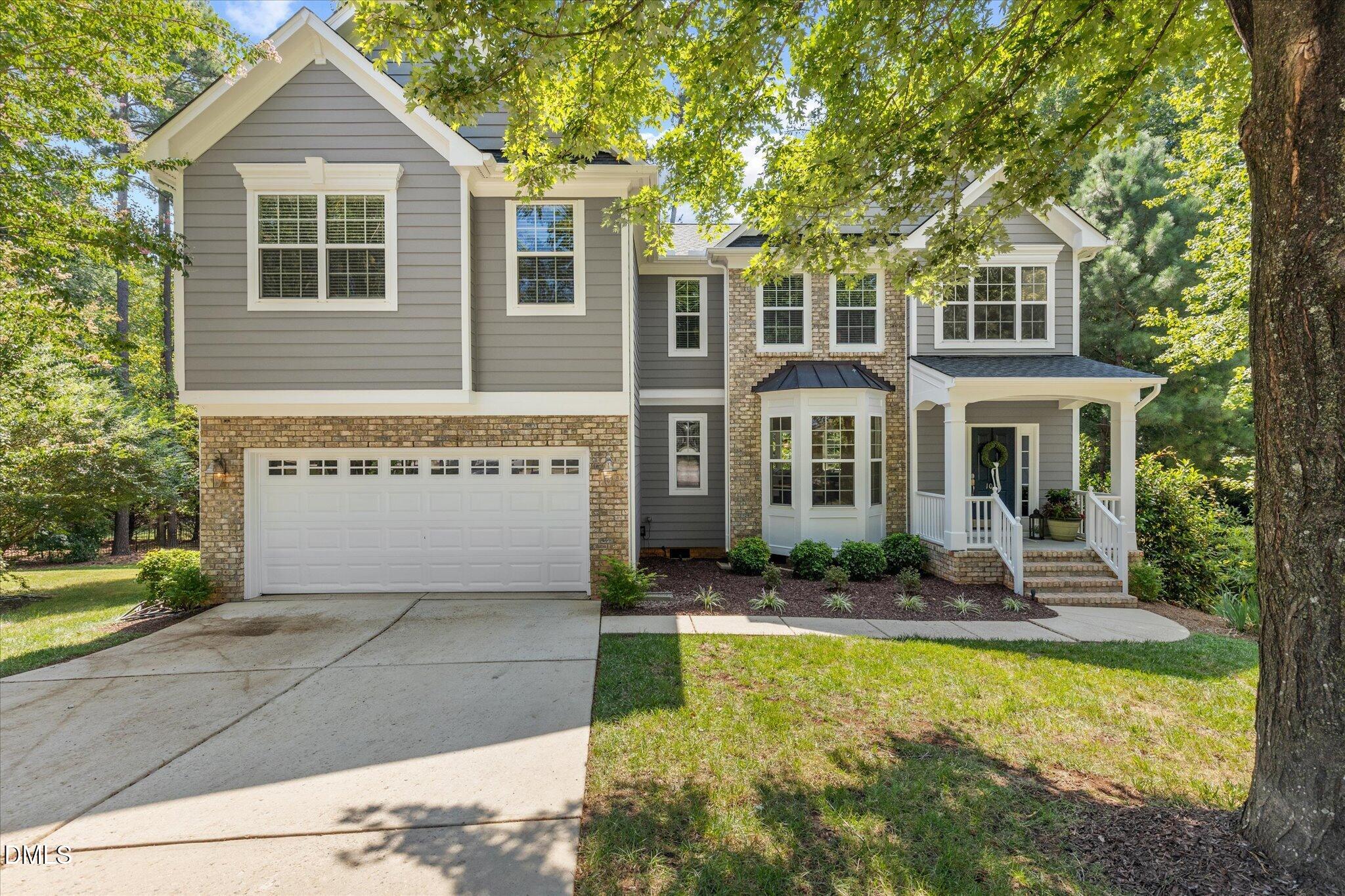 1019 Bianco Drive Property Photo 2