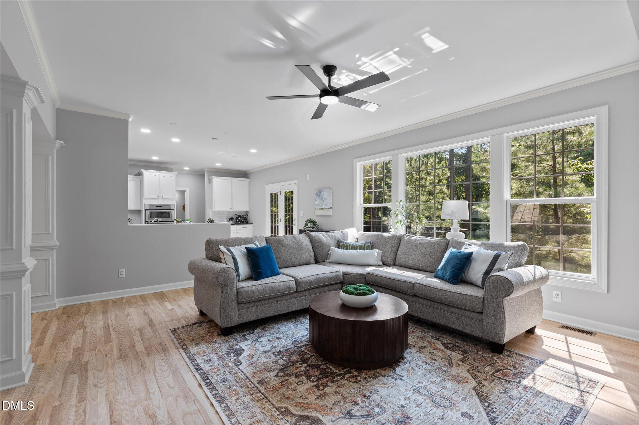1019 Bianco Drive Property Photo 10