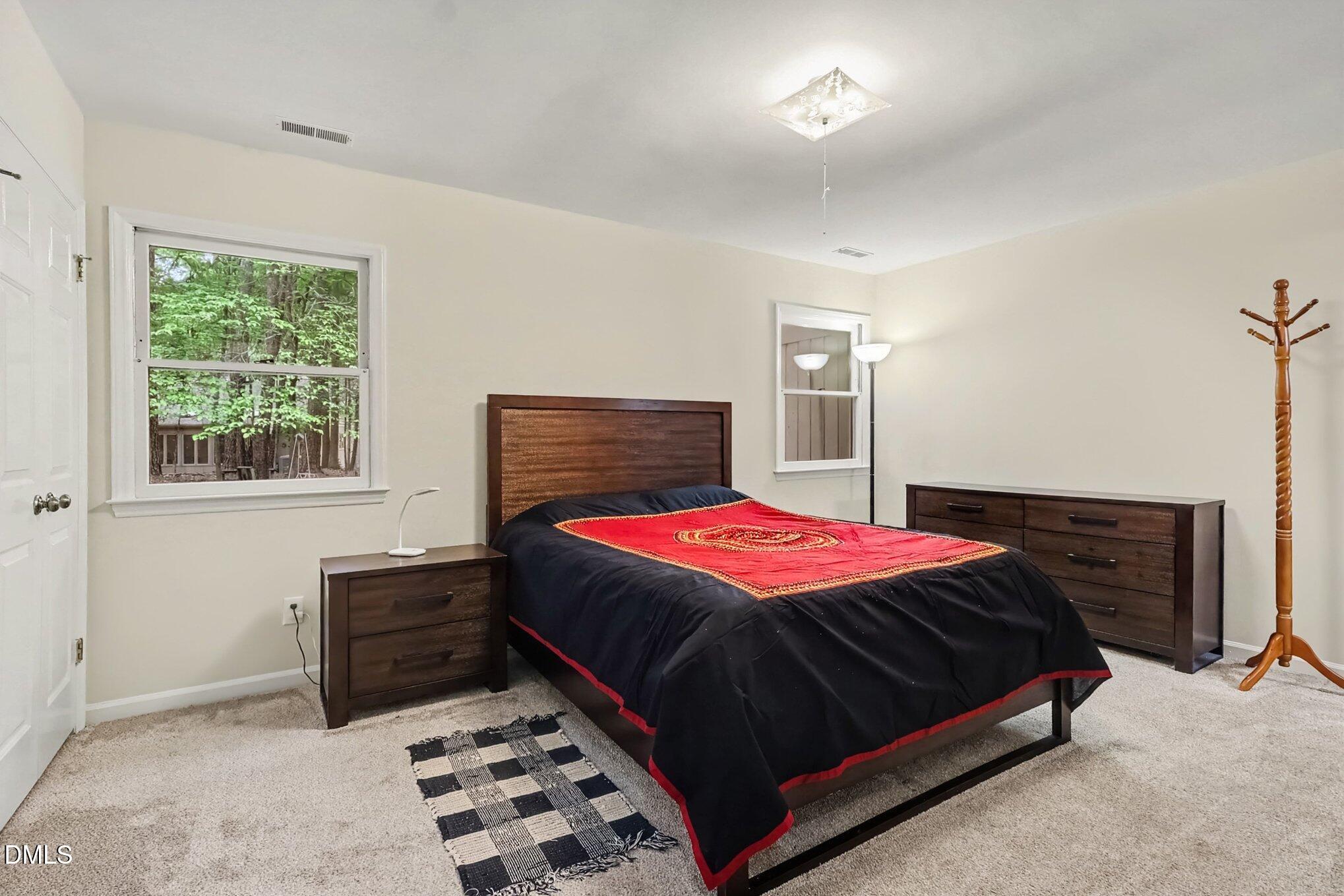 106 Old Stable Court Property Photo 5