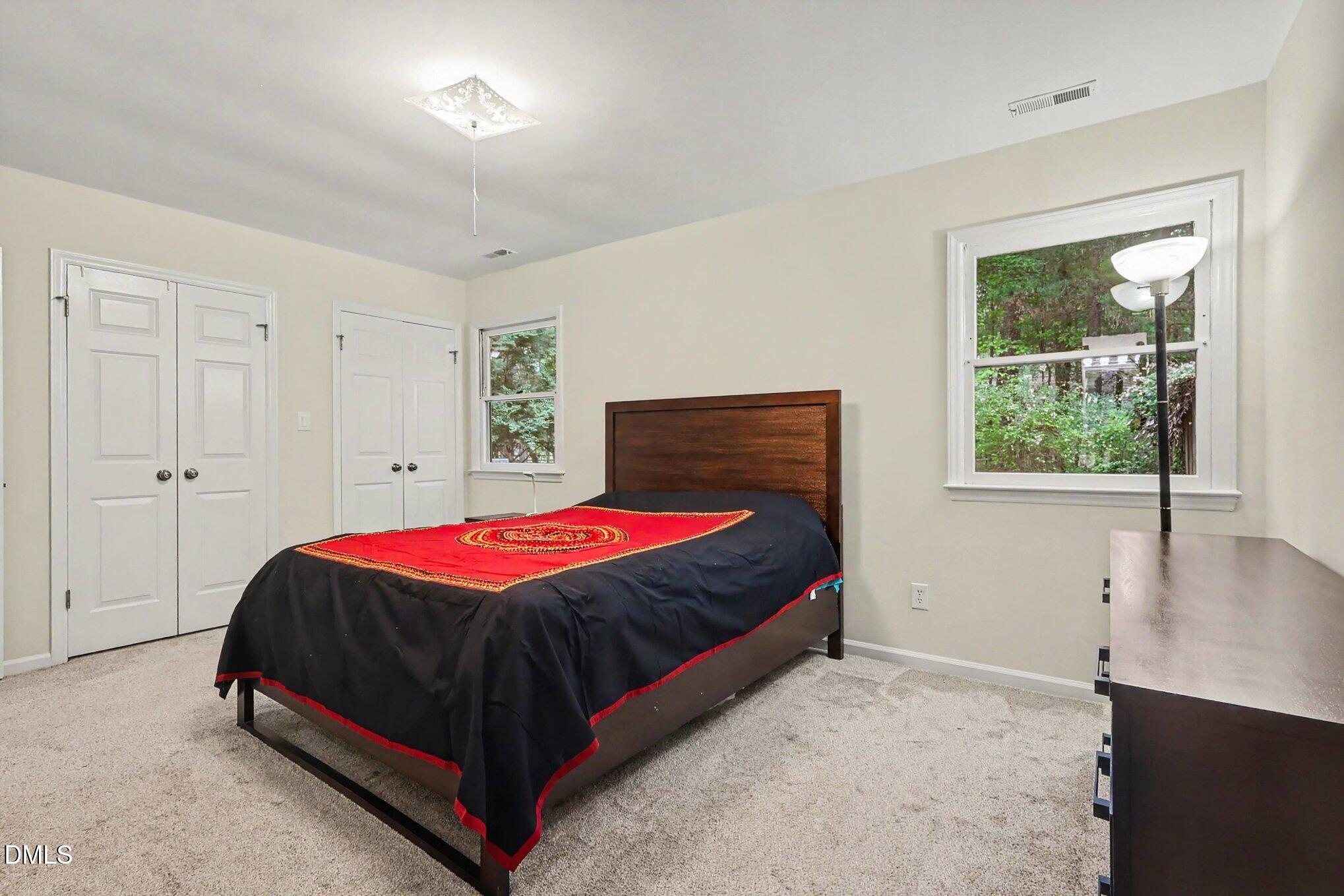 106 Old Stable Court Property Photo 11