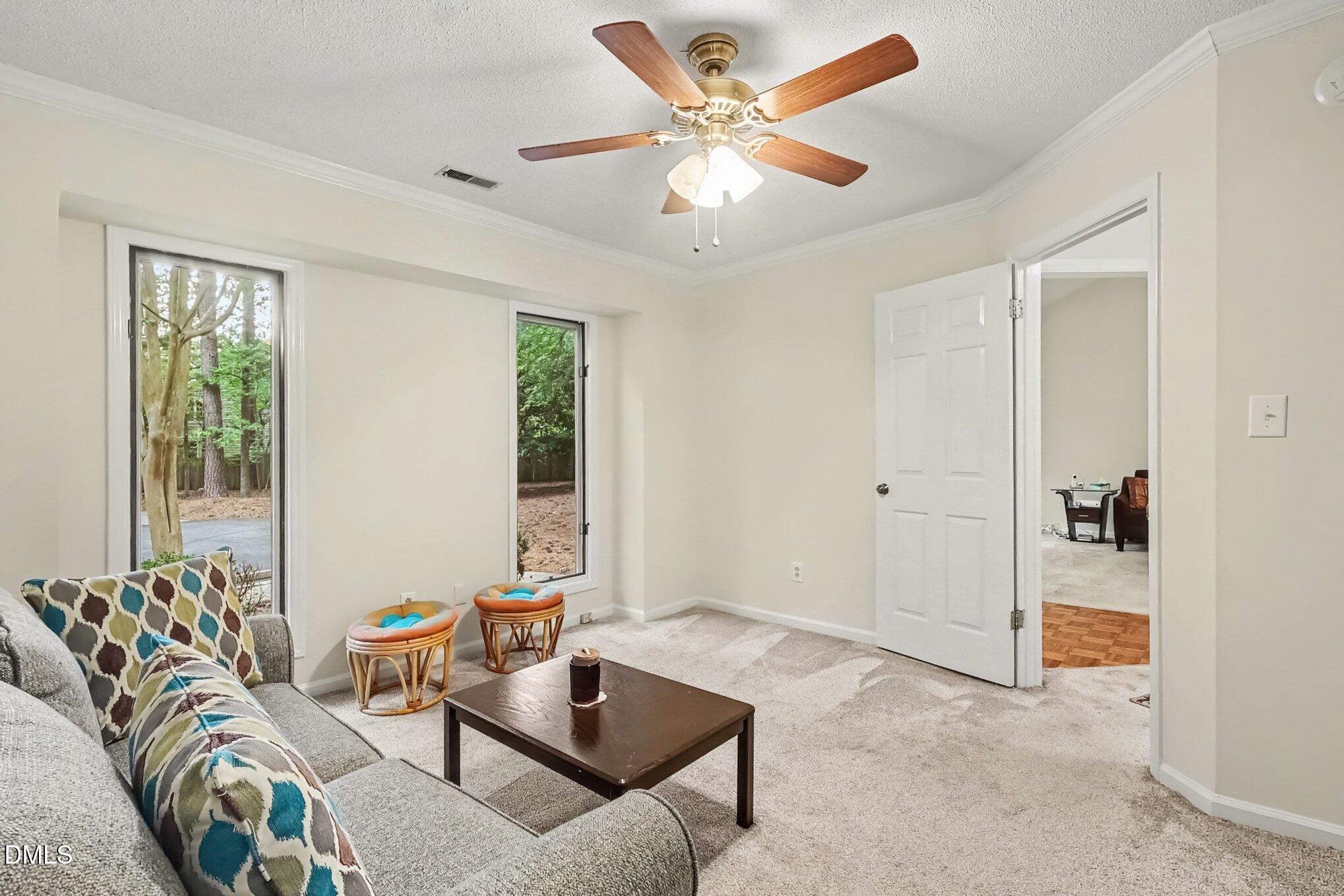 106 Old Stable Court Property Photo 14