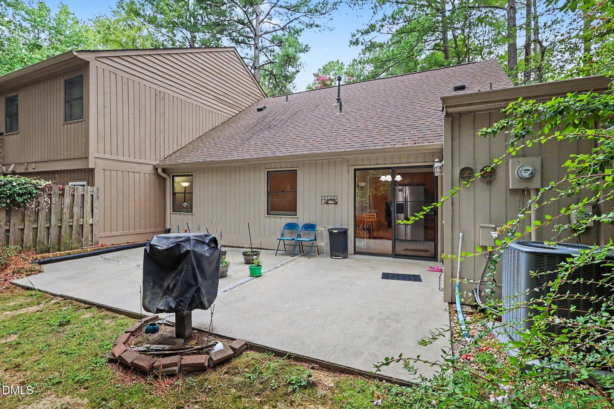 106 Old Stable Court Property Photo 19