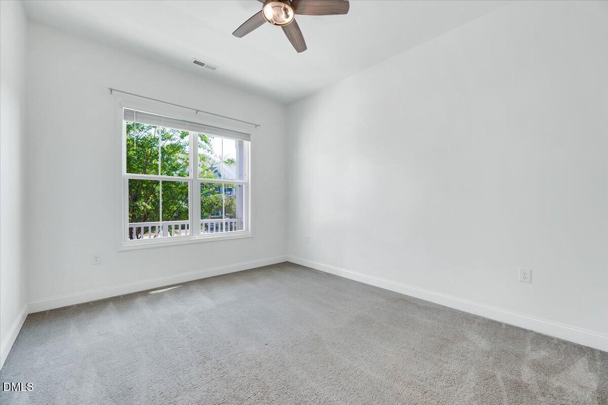 1660 Highpoint Street Property Photo 10