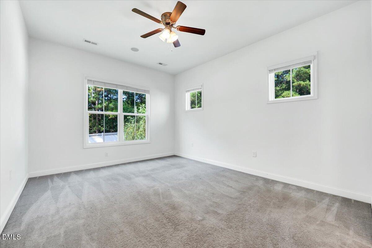 1660 Highpoint Street Property Photo 20