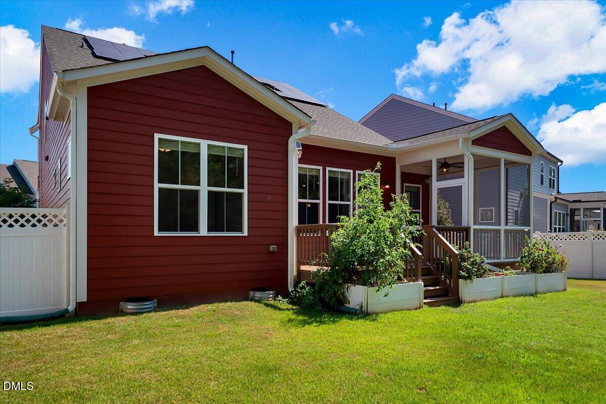 1660 Highpoint Street Property Photo 33