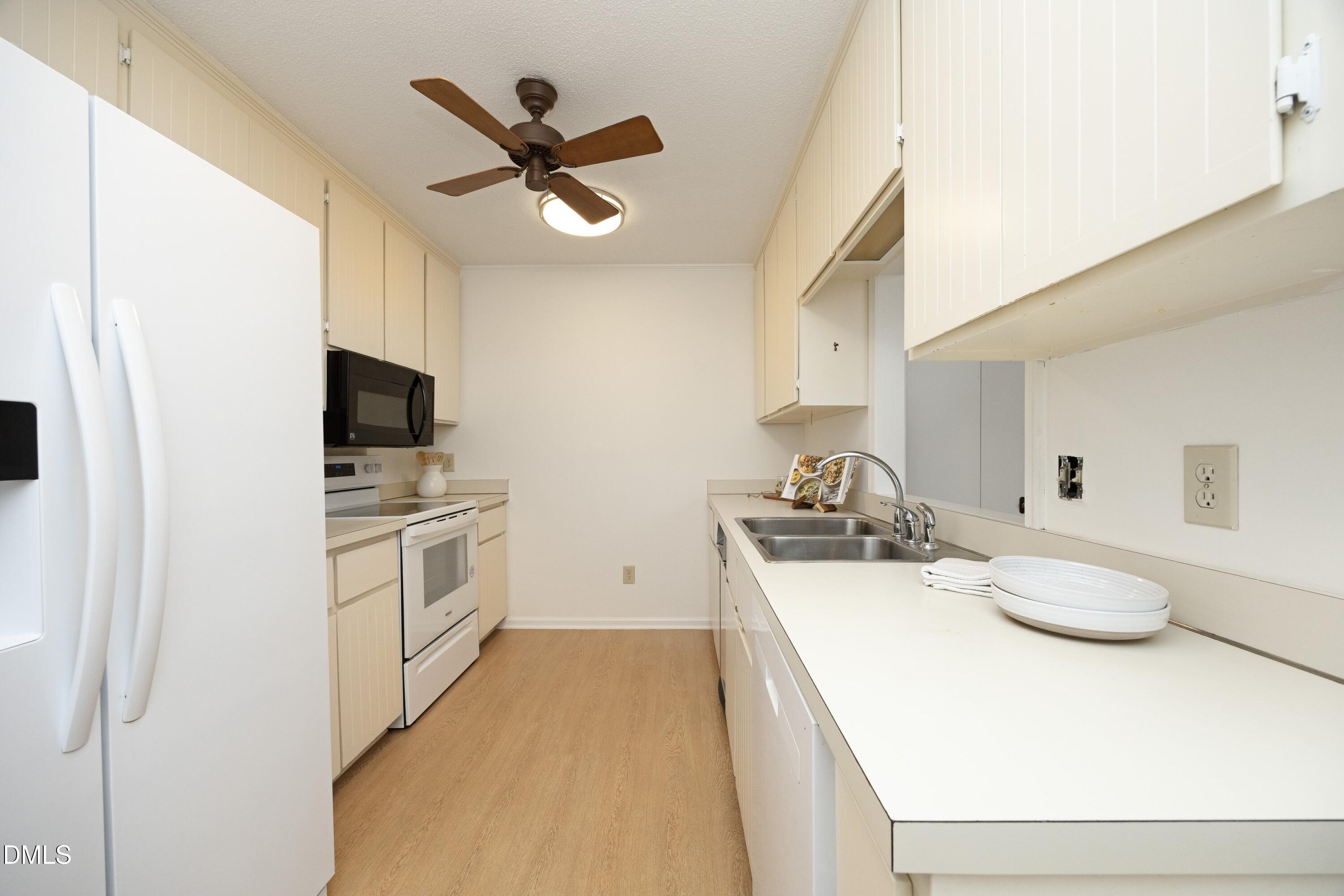 3004 Rue Sans Famille Property Photo 19