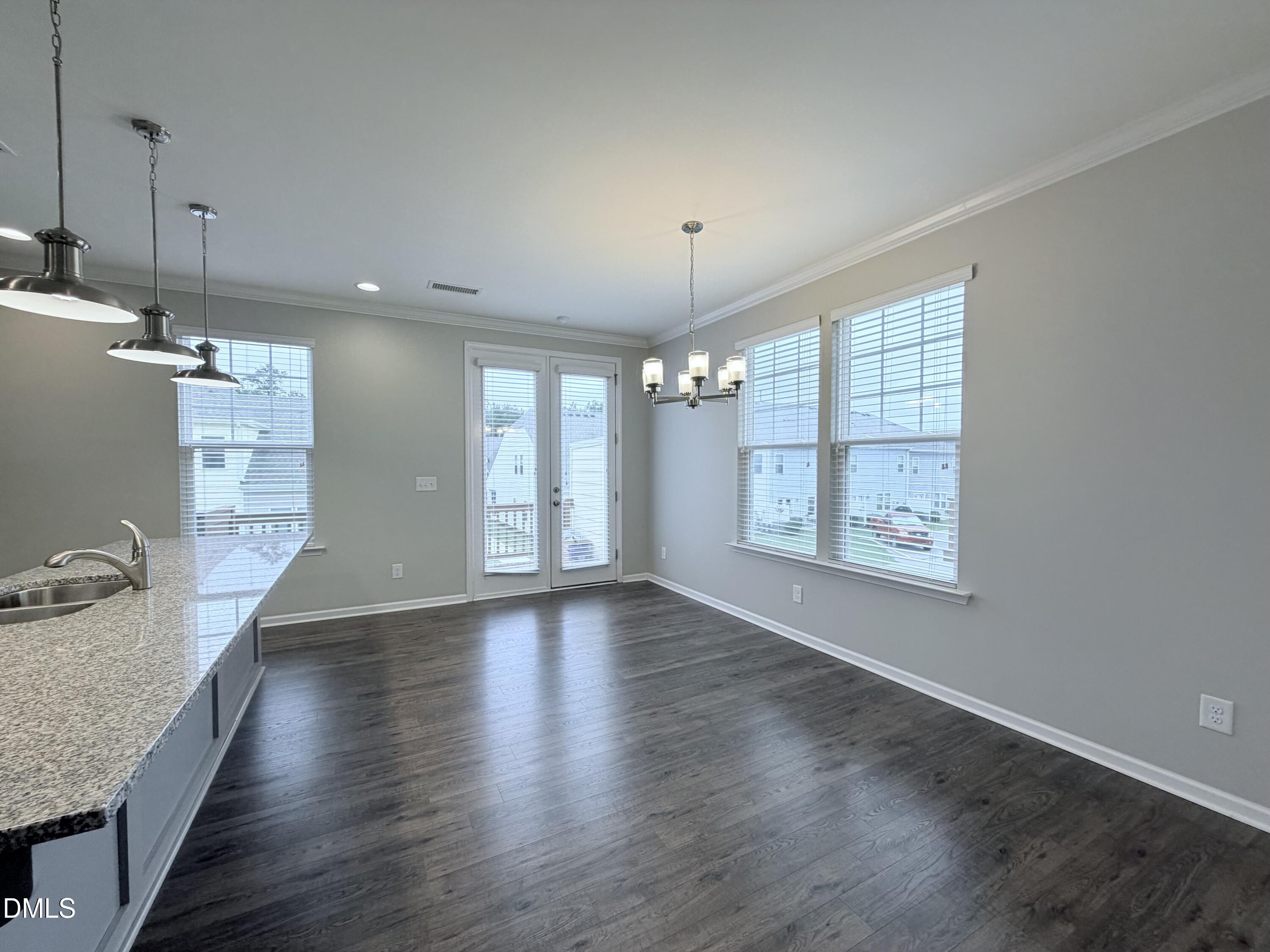 565 Grand Central Station Property Photo 3
