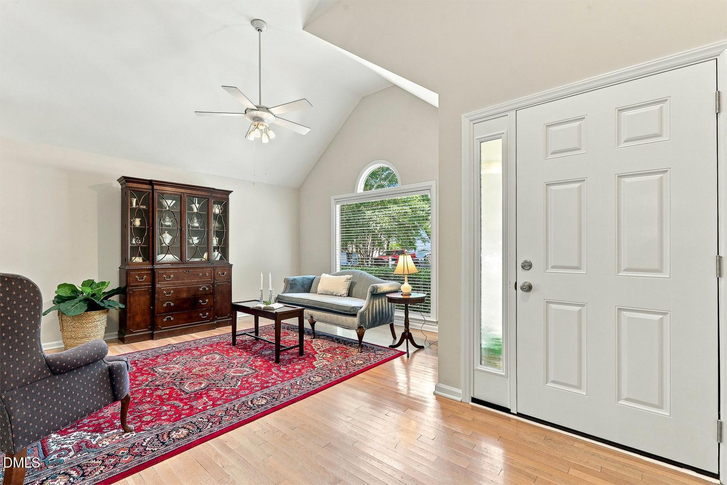 5237 Fairmead Circle Property Photo 4