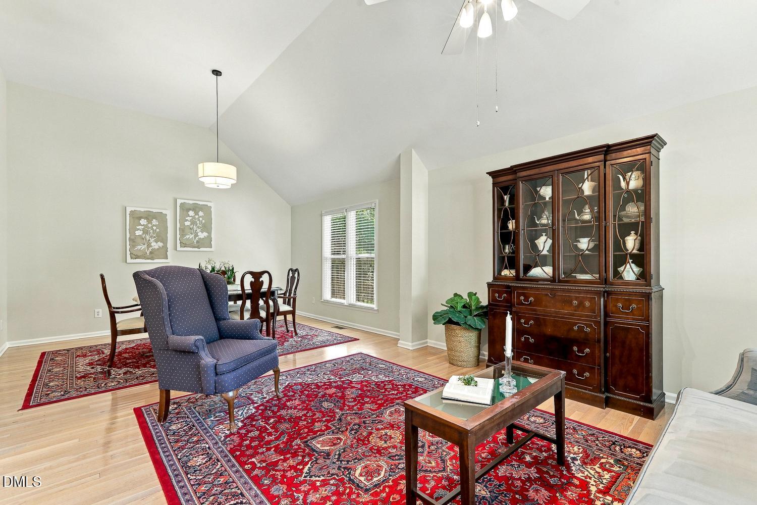 5237 Fairmead Circle Property Photo 6