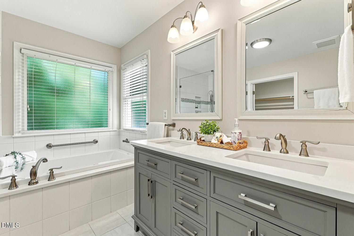 5237 Fairmead Circle Property Photo 35