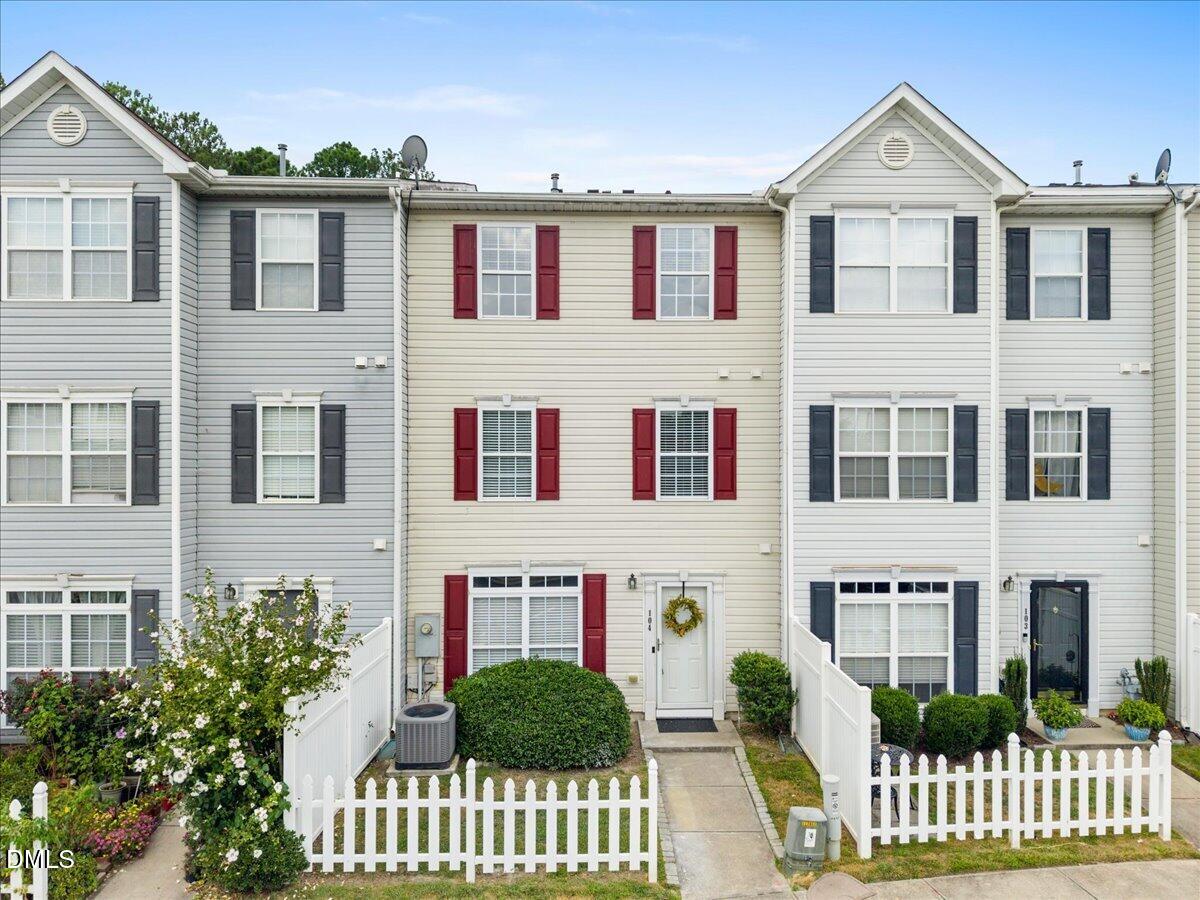 8610 Neuse Landing Lane Property Photo 32