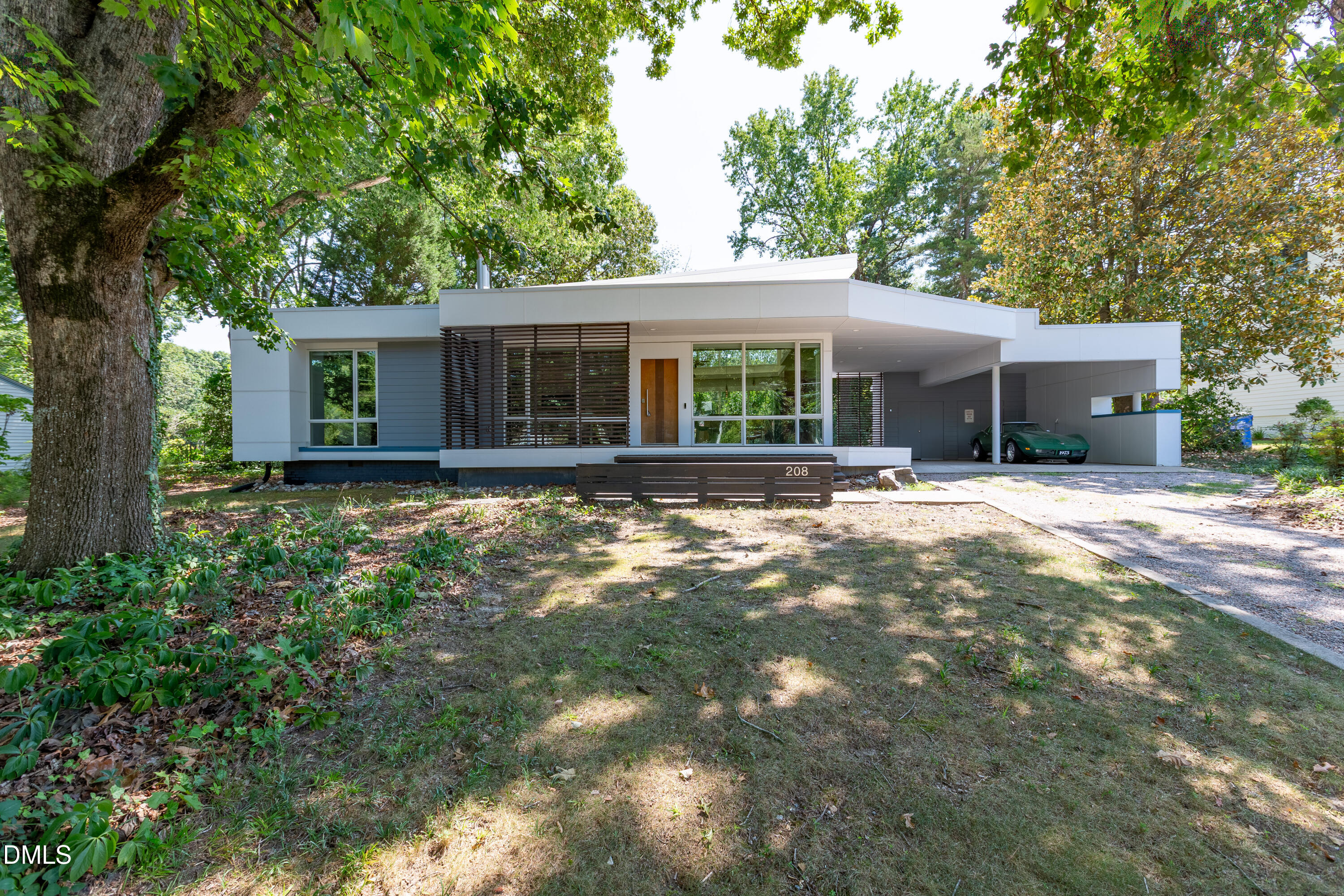 208 Windel Drive Property Photo 2