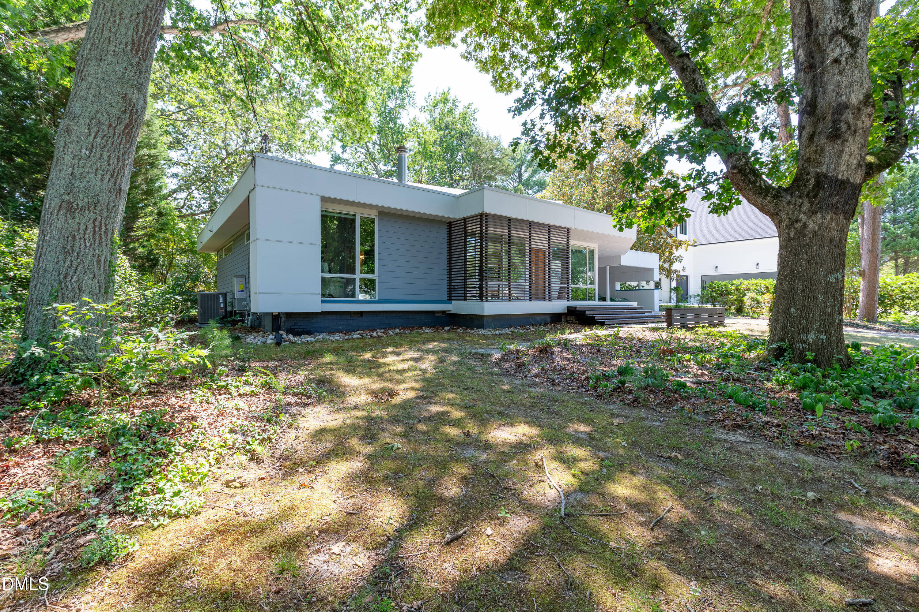 208 Windel Drive Property Photo 3