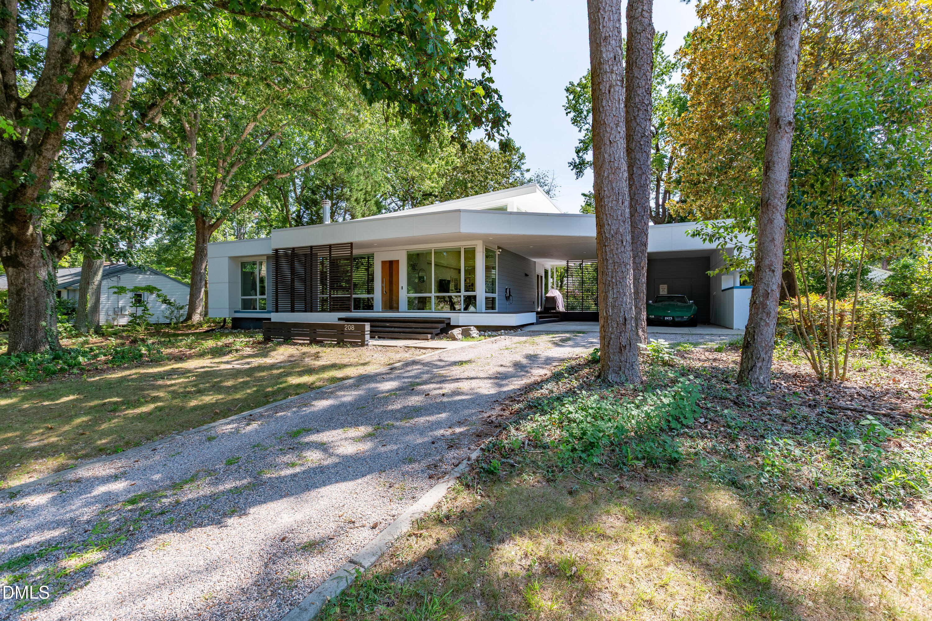 208 Windel Drive Property Photo 4