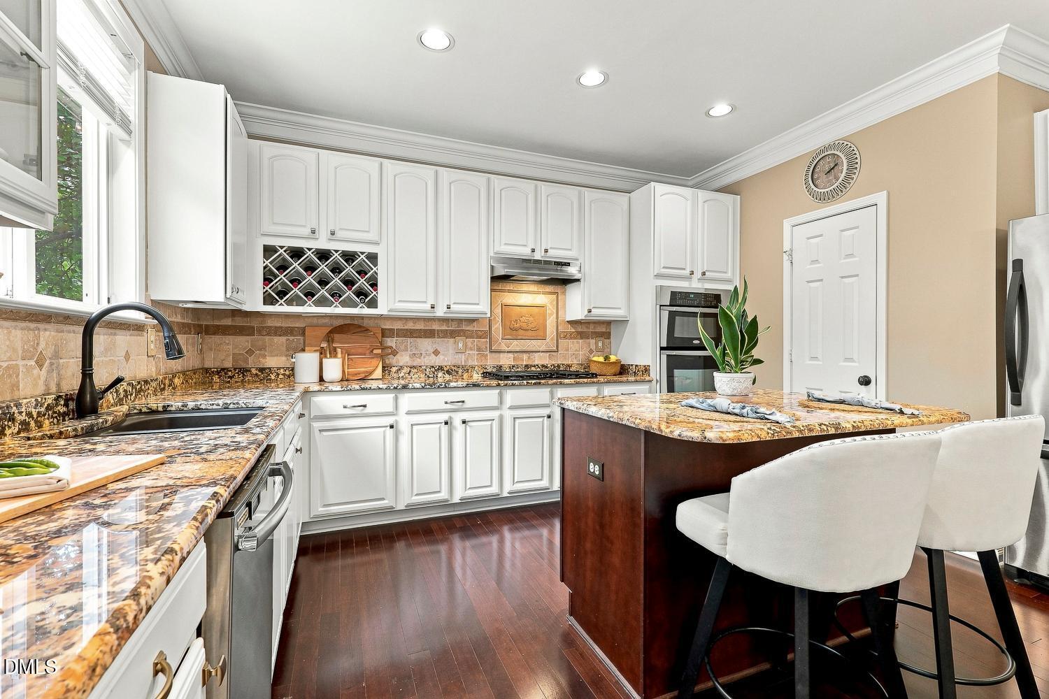 554 Front Ridge Drive Property Photo 15