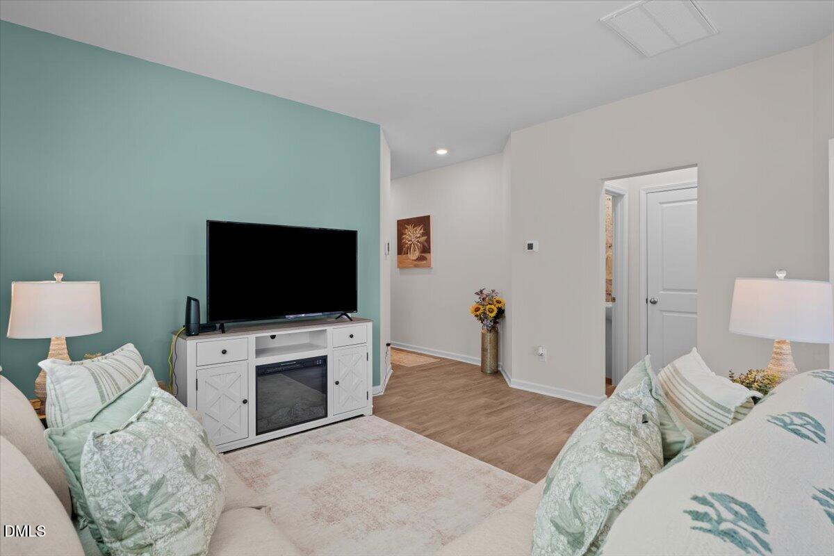 2829 Egert Drive Property Photo 9