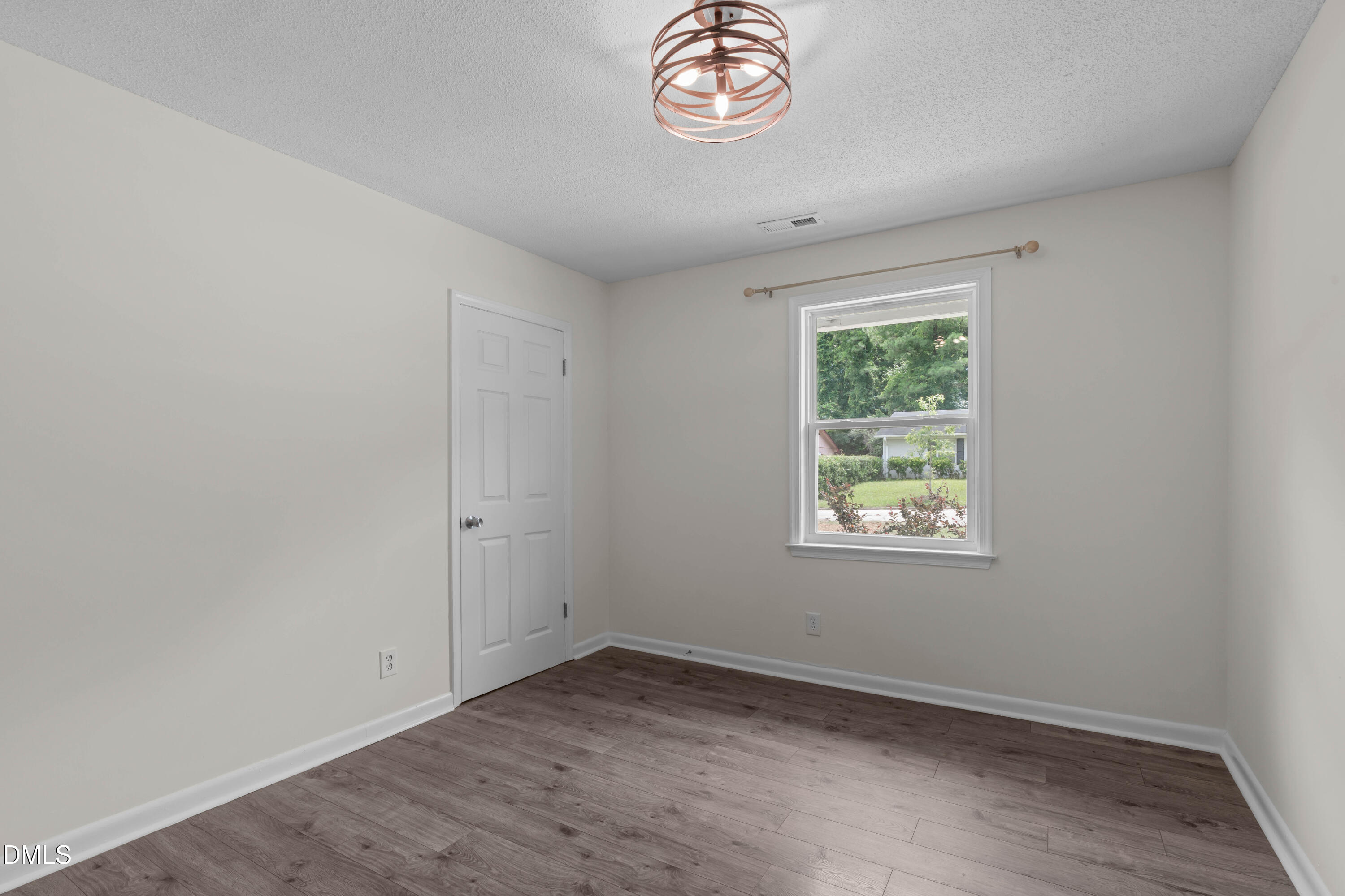 1007 Ancroft Avenue Property Photo 16