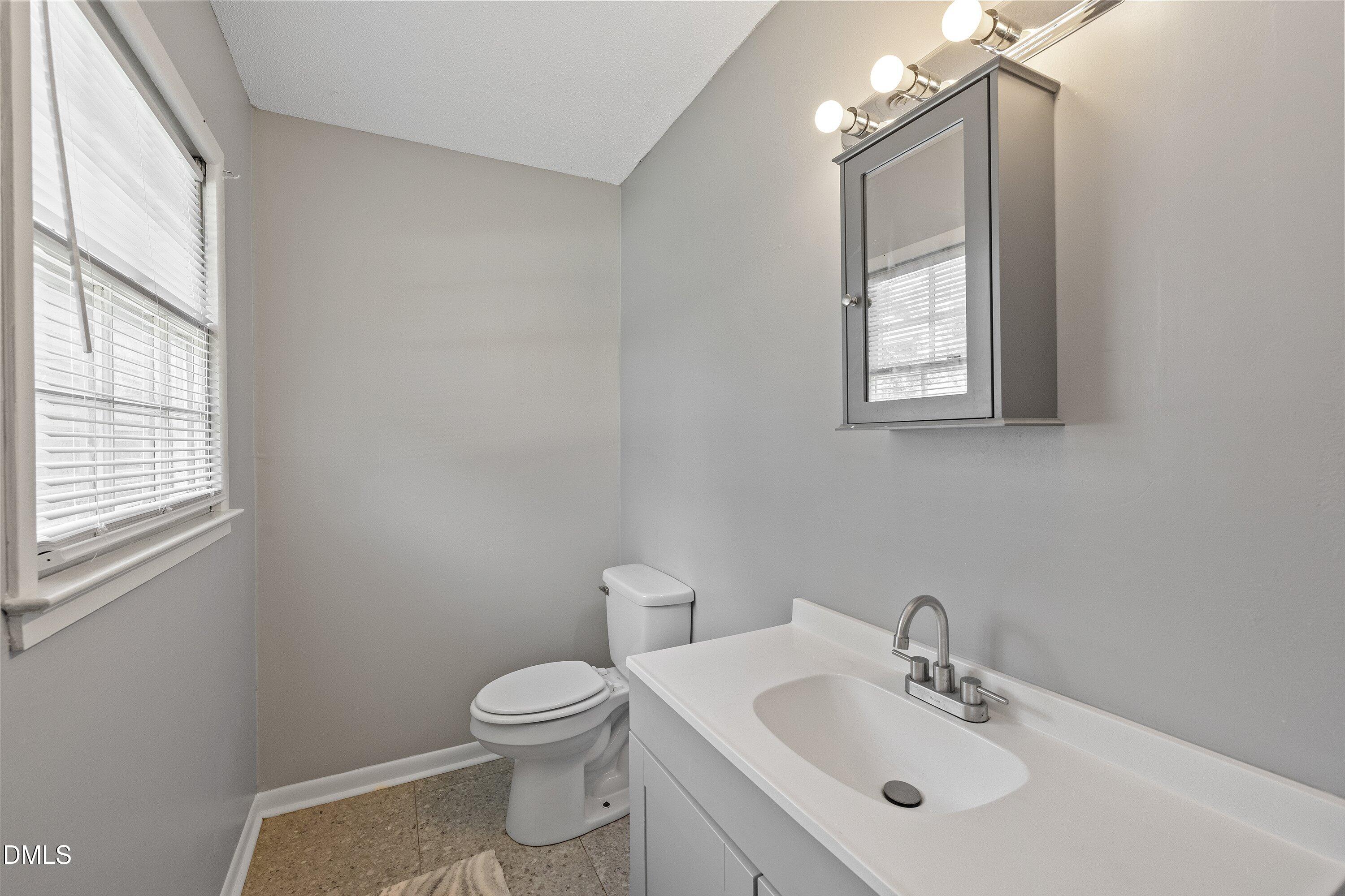 212 Overlook Avenue Property Photo 14