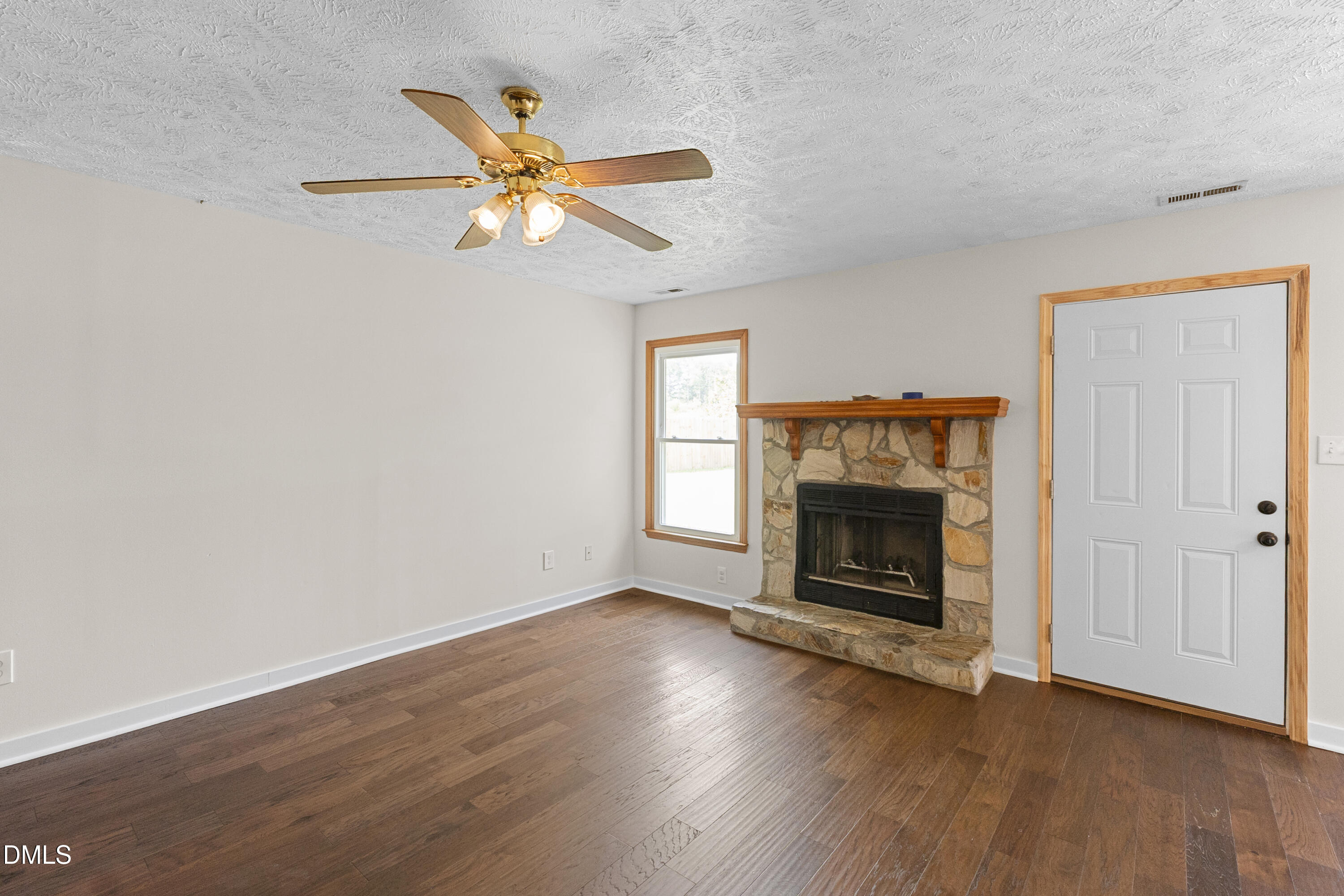 174 Eulon Loop Property Photo 13