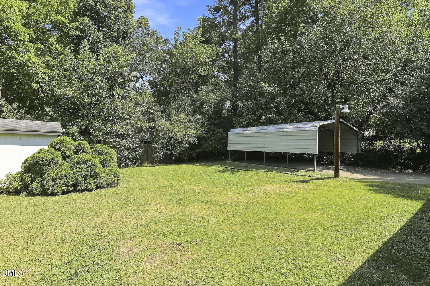 2020 Ramsgate Street Property Photo 4