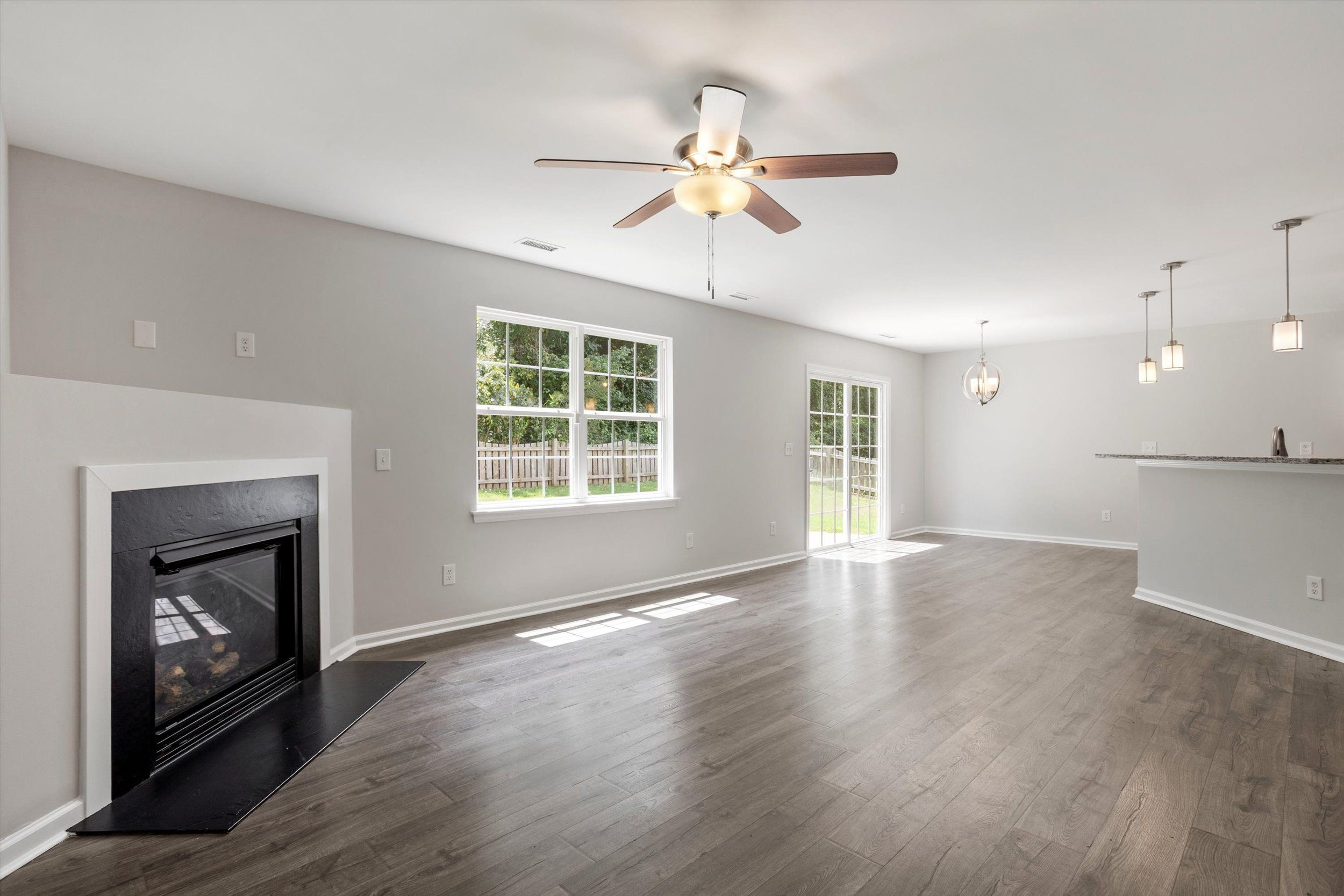 658 Yorkshire Drive Property Photo 18