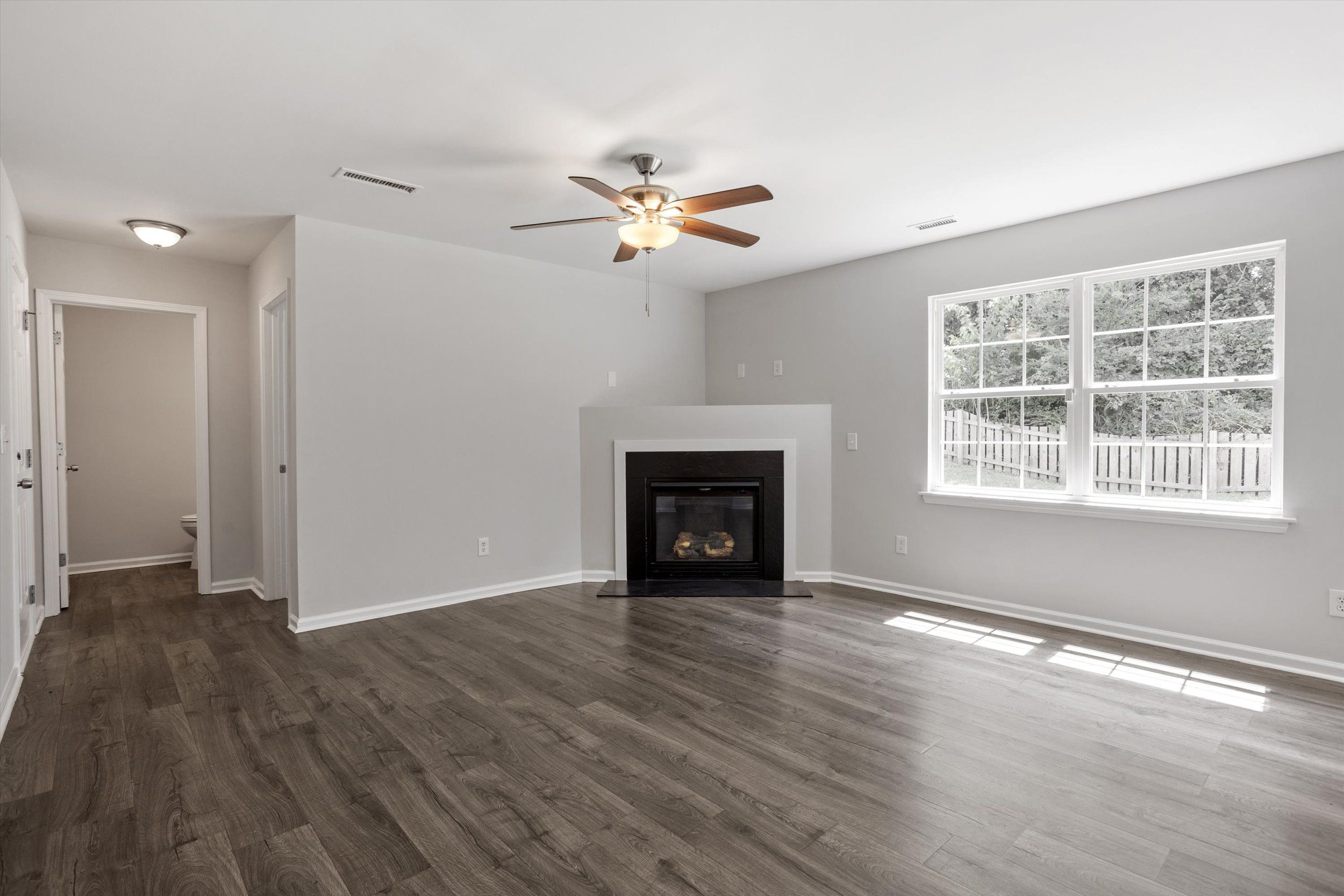 658 Yorkshire Drive Property Photo 19