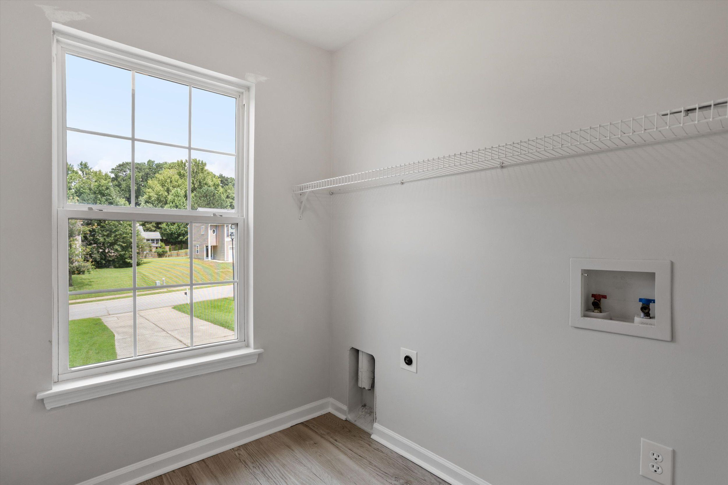 658 Yorkshire Drive Property Photo 34