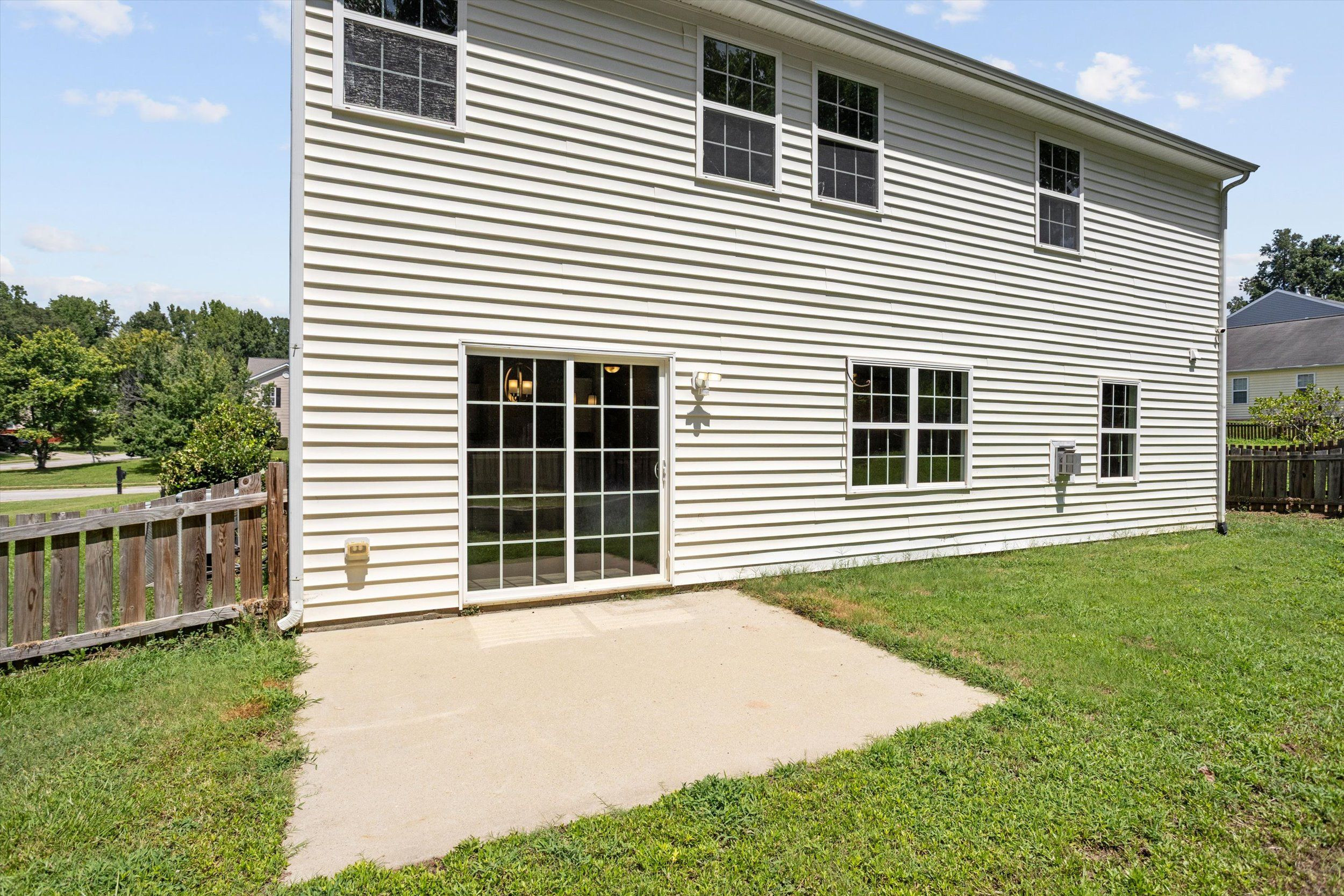 658 Yorkshire Drive Property Photo 36