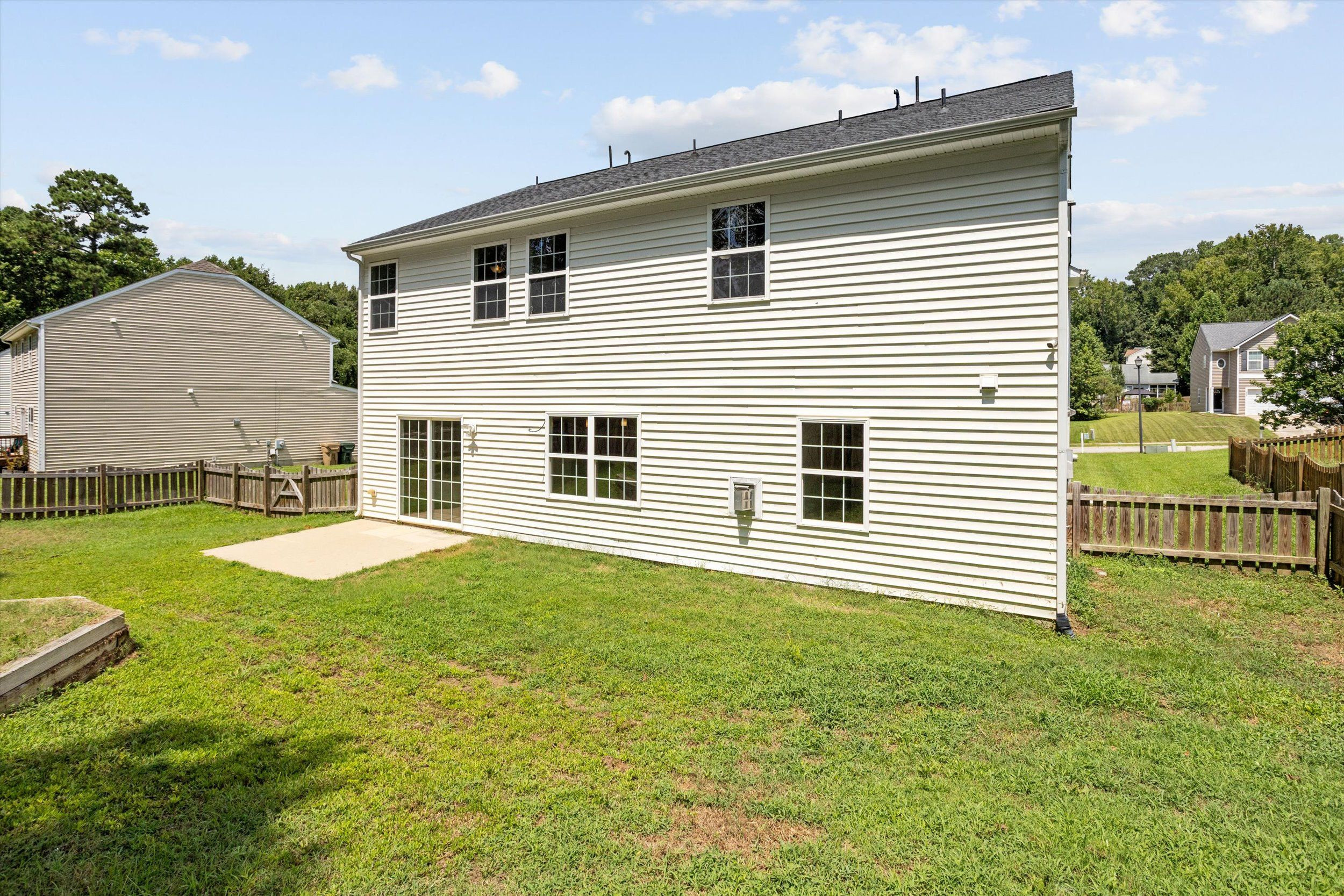 658 Yorkshire Drive Property Photo 38