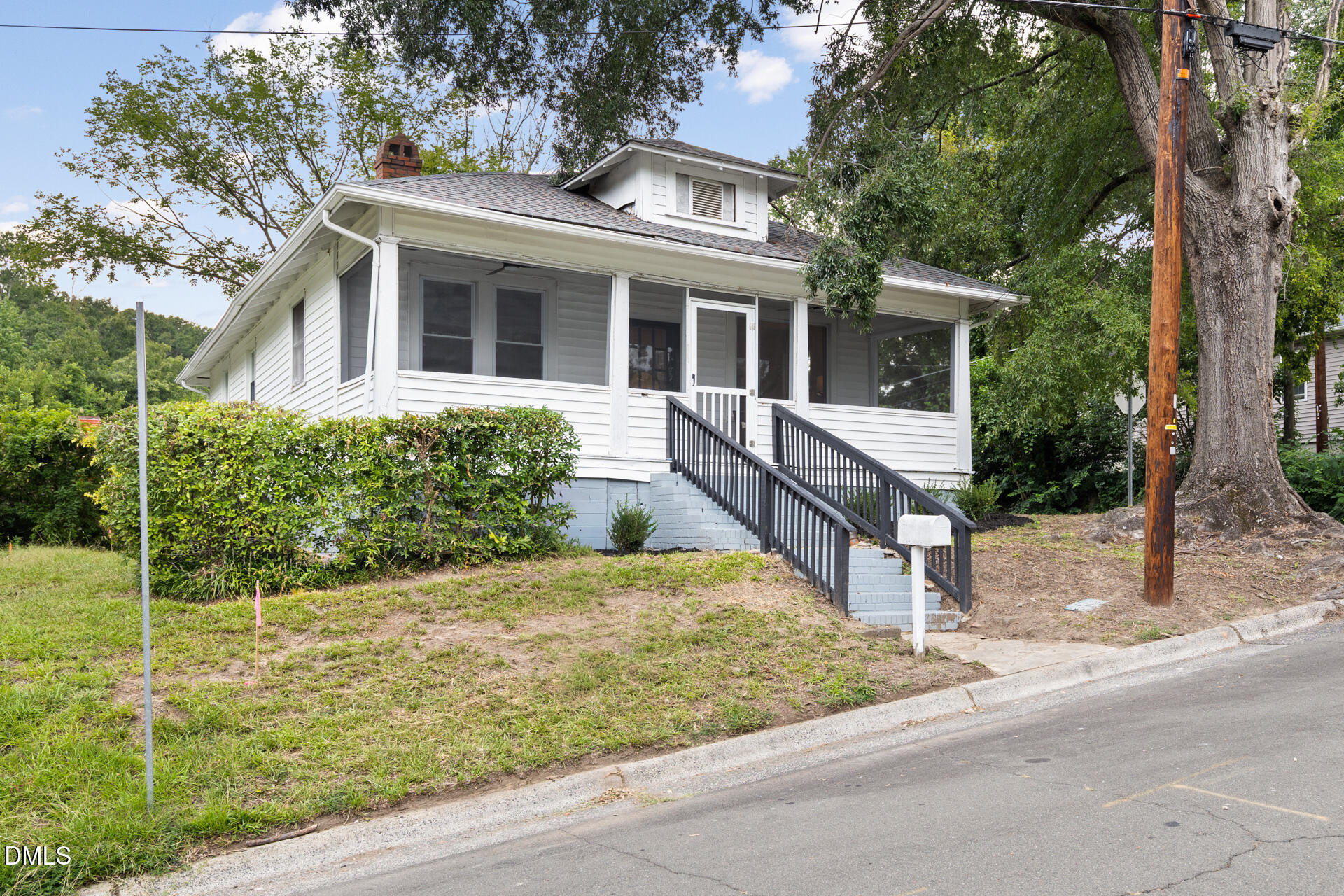 1200 Moreland Avenue Property Photo 1