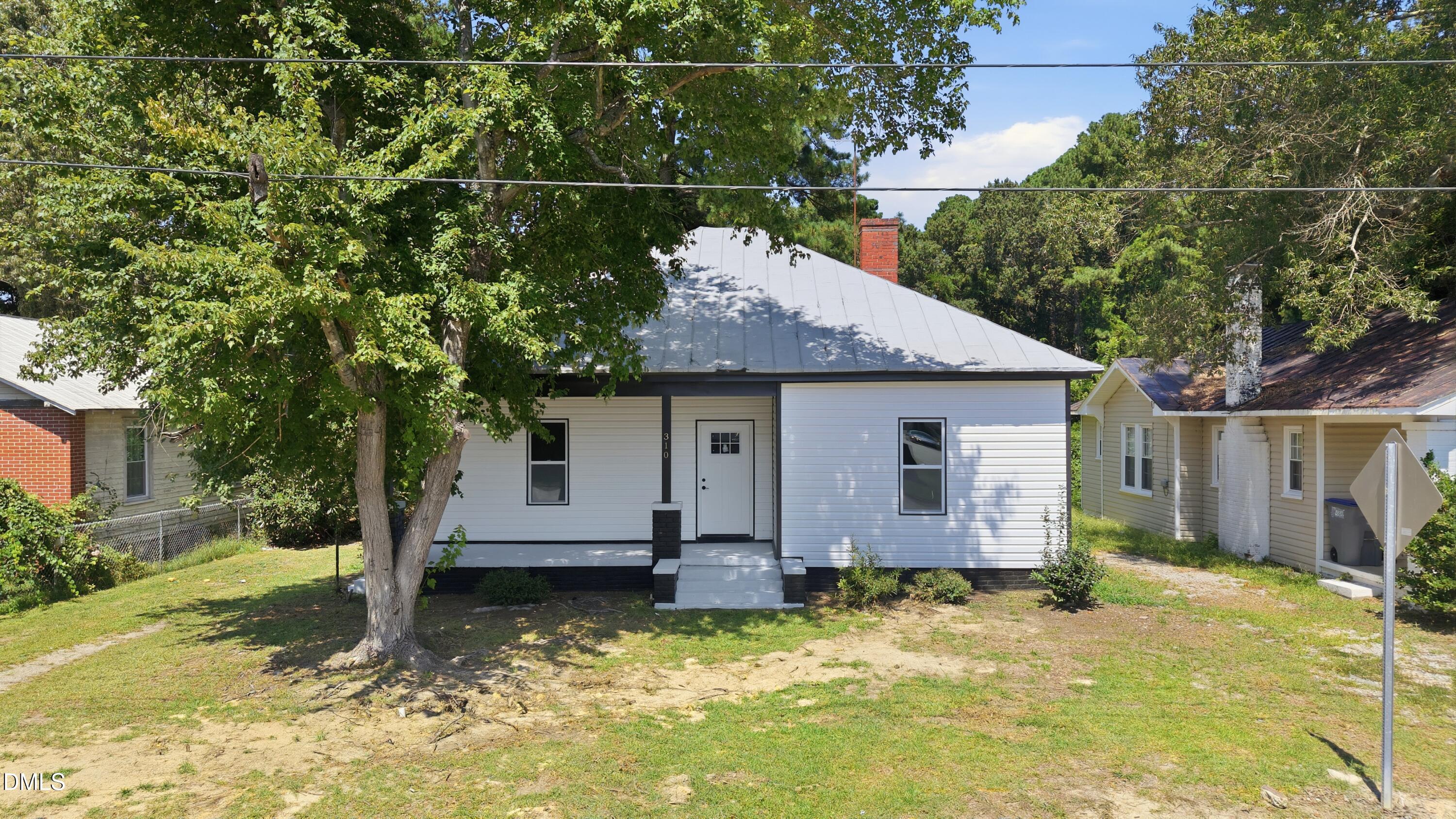 310 Braswell Street Property Photo 1