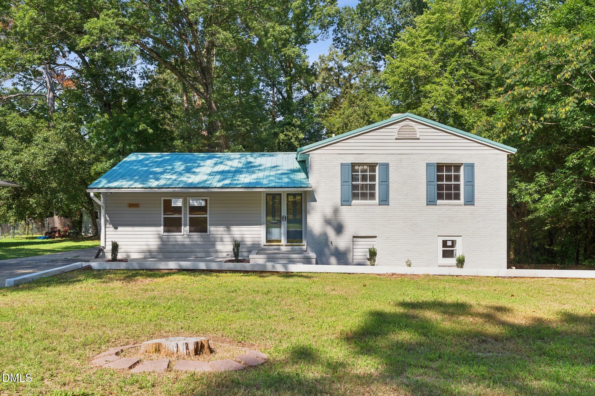 2902 Kanewood Drive Property Photo 5