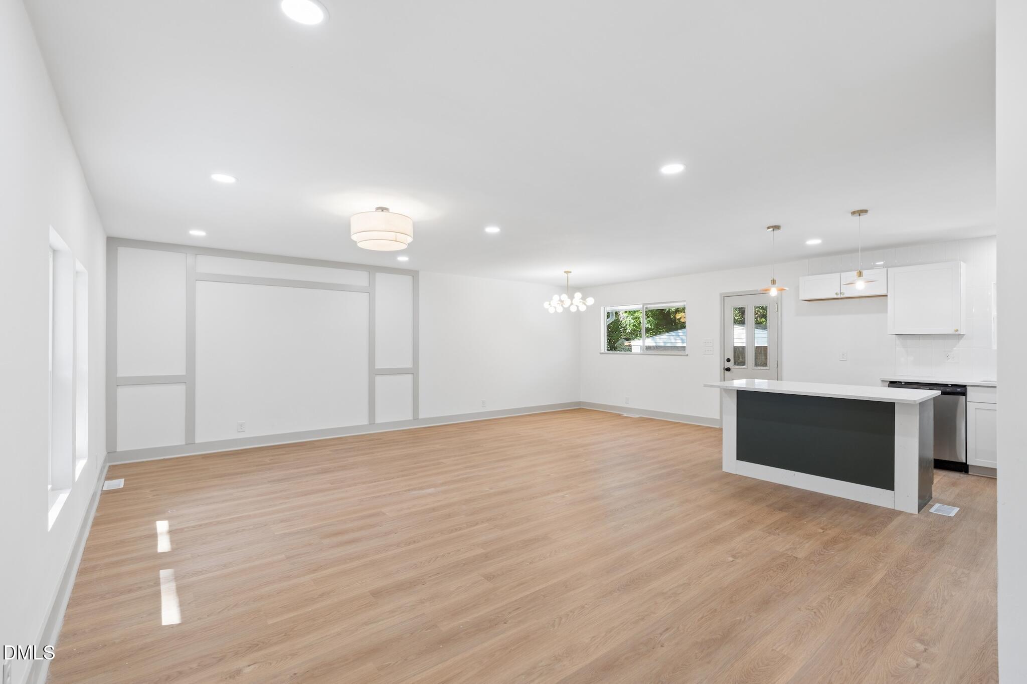 2902 Kanewood Drive Property Photo 10