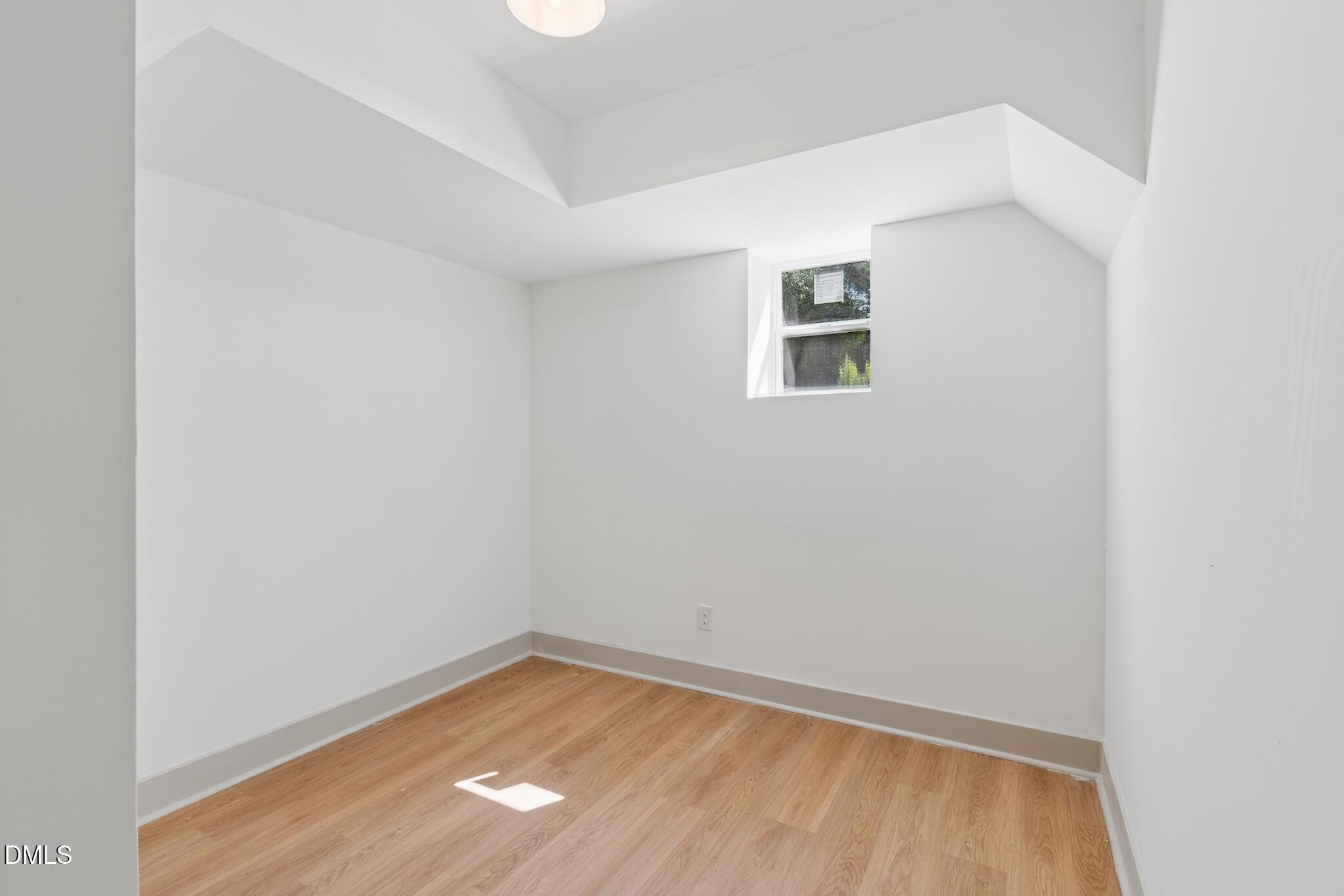 2902 Kanewood Drive Property Photo 30