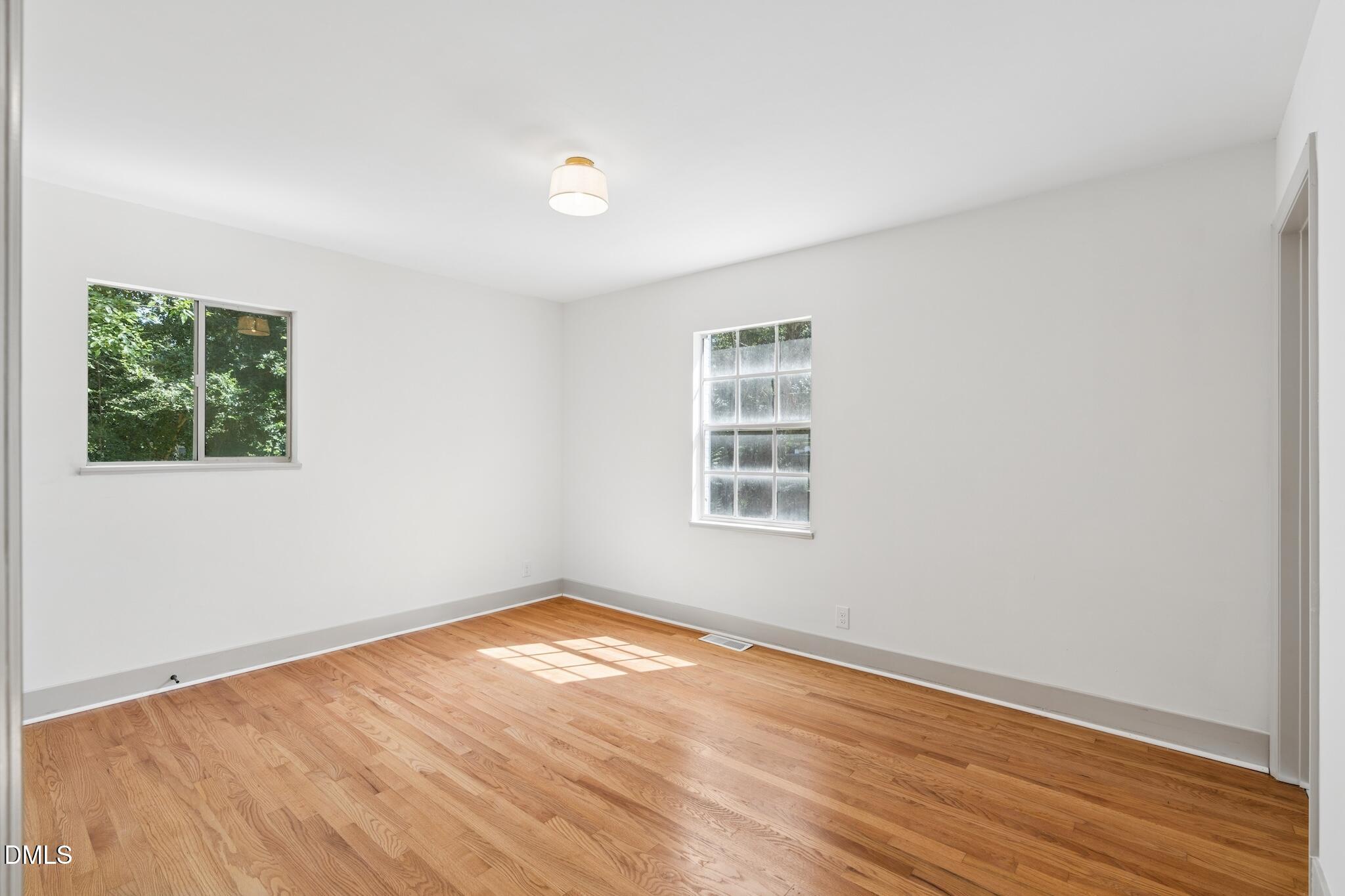 2902 Kanewood Drive Property Photo 40