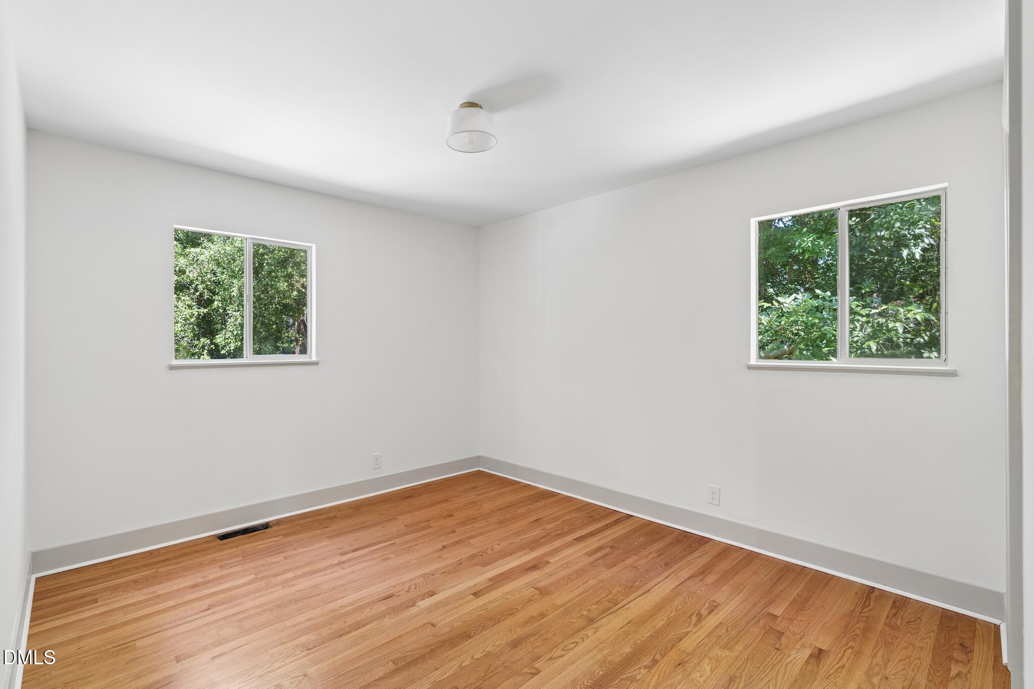 2902 Kanewood Drive Property Photo 48