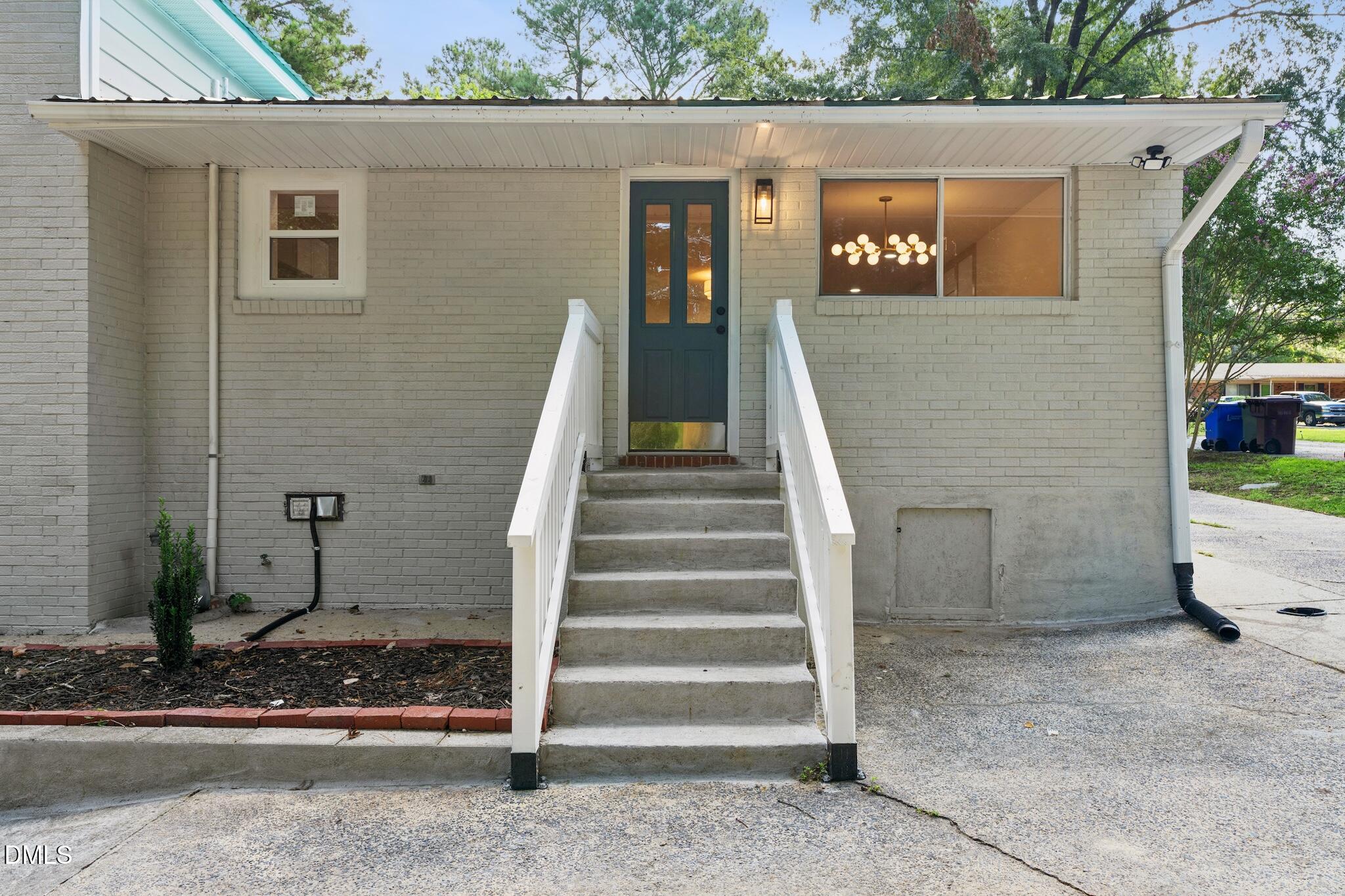 2902 Kanewood Drive Property Photo 58