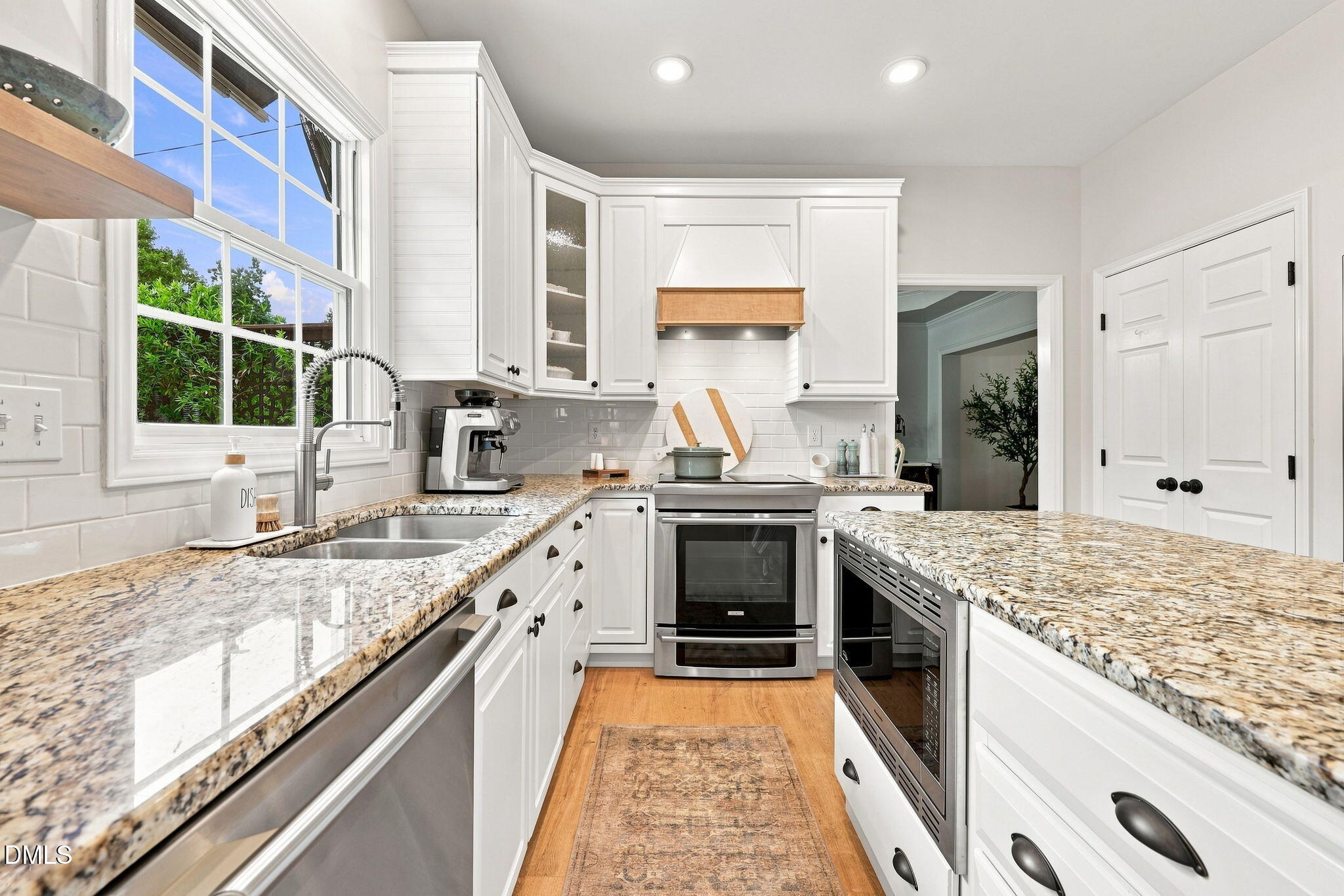 3412 Kemble Ridge Drive Property Photo 12