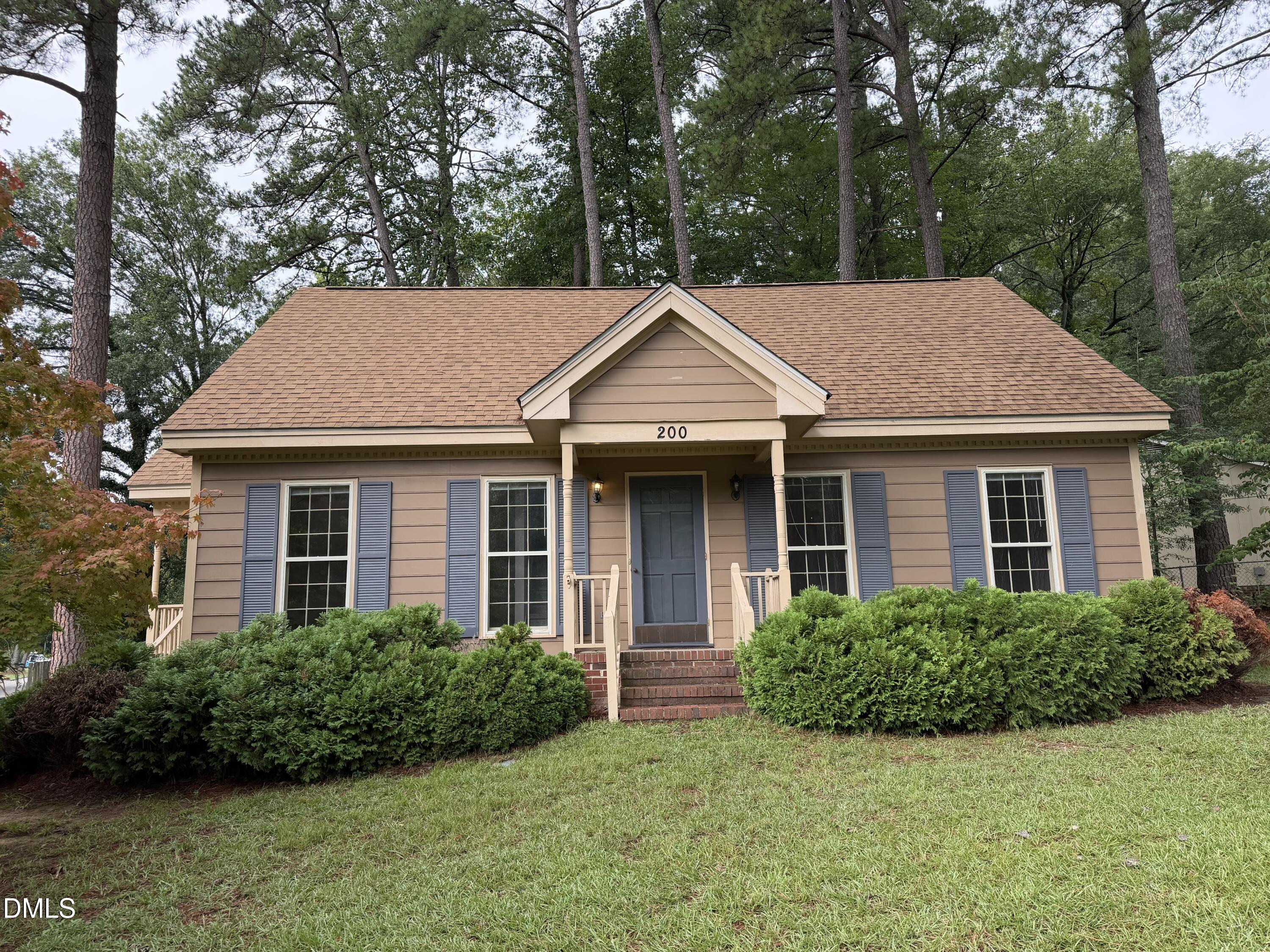 200 Coachman Drive Property Photo 1