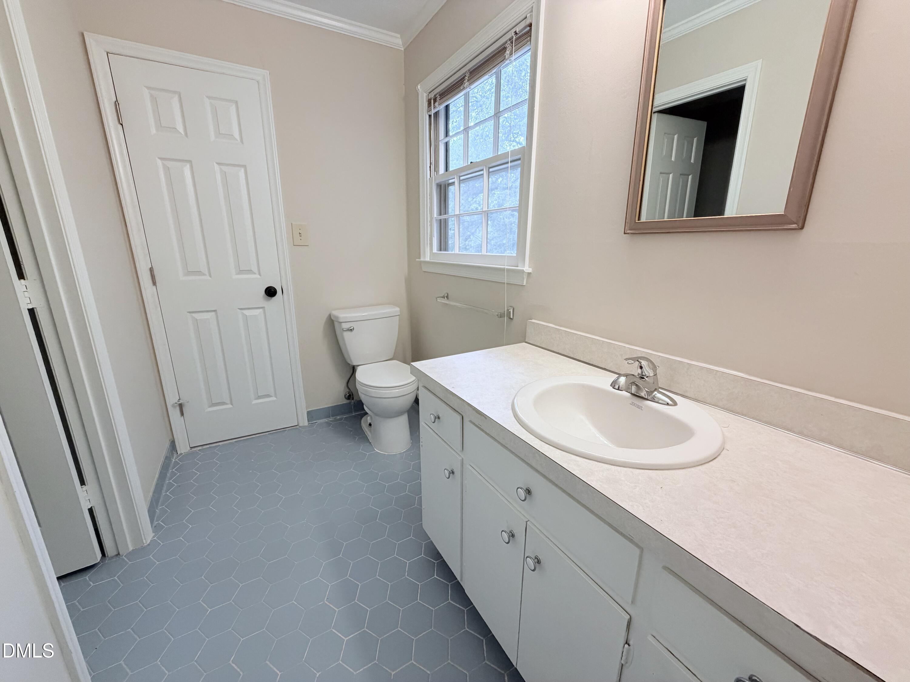 200 Coachman Drive Property Photo 9