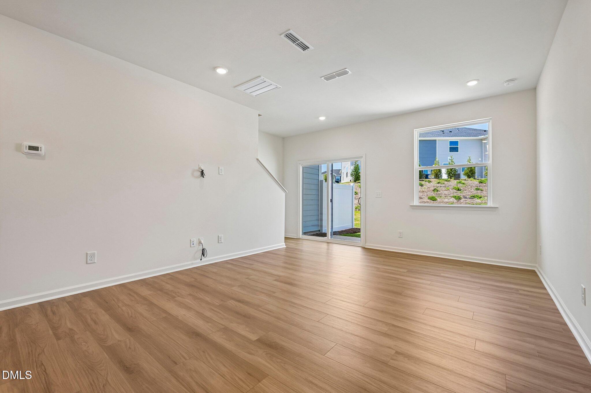 3023 Glen Lyon Drive Property Photo 6