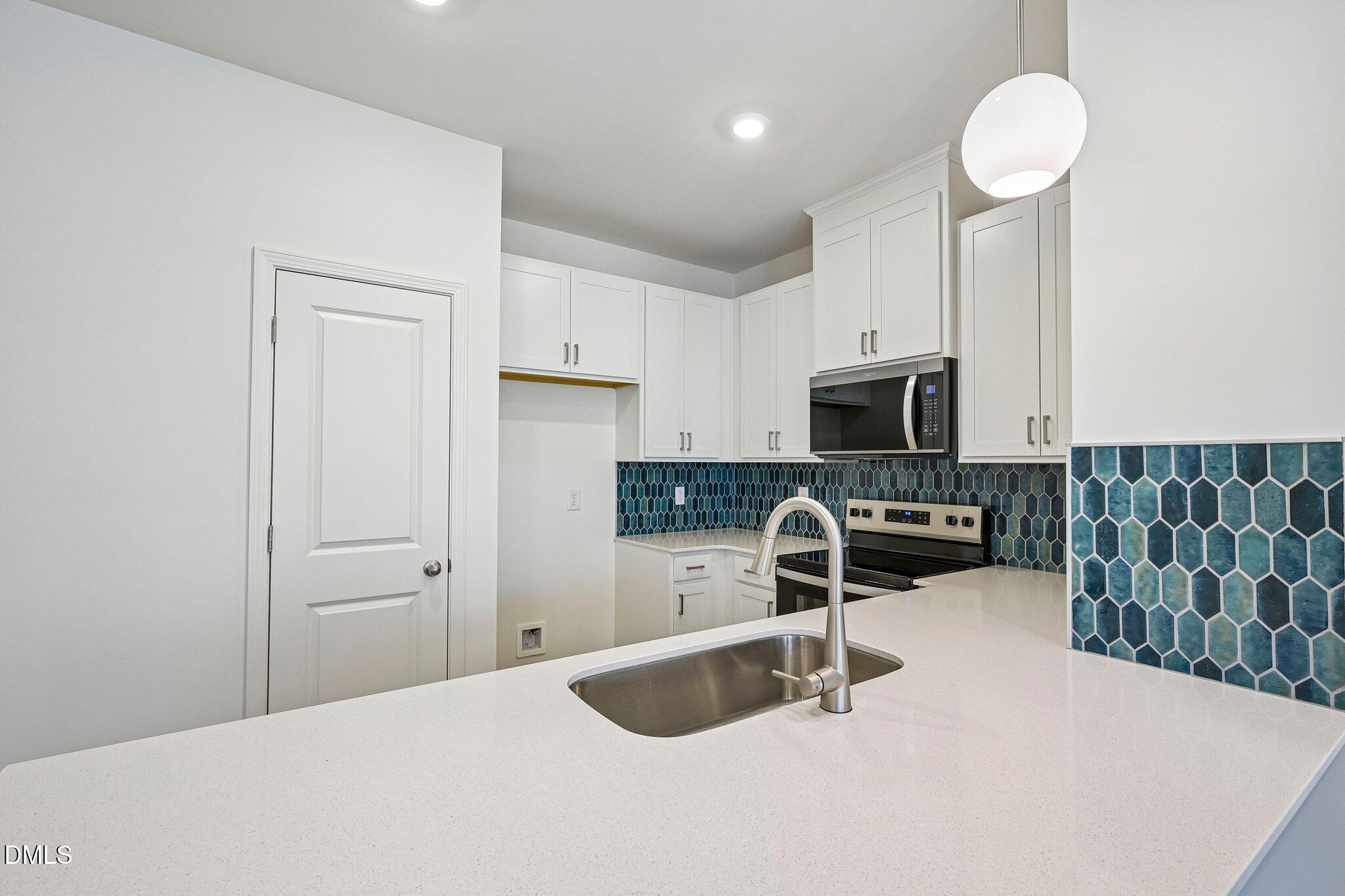 3023 Glen Lyon Drive Property Photo 16