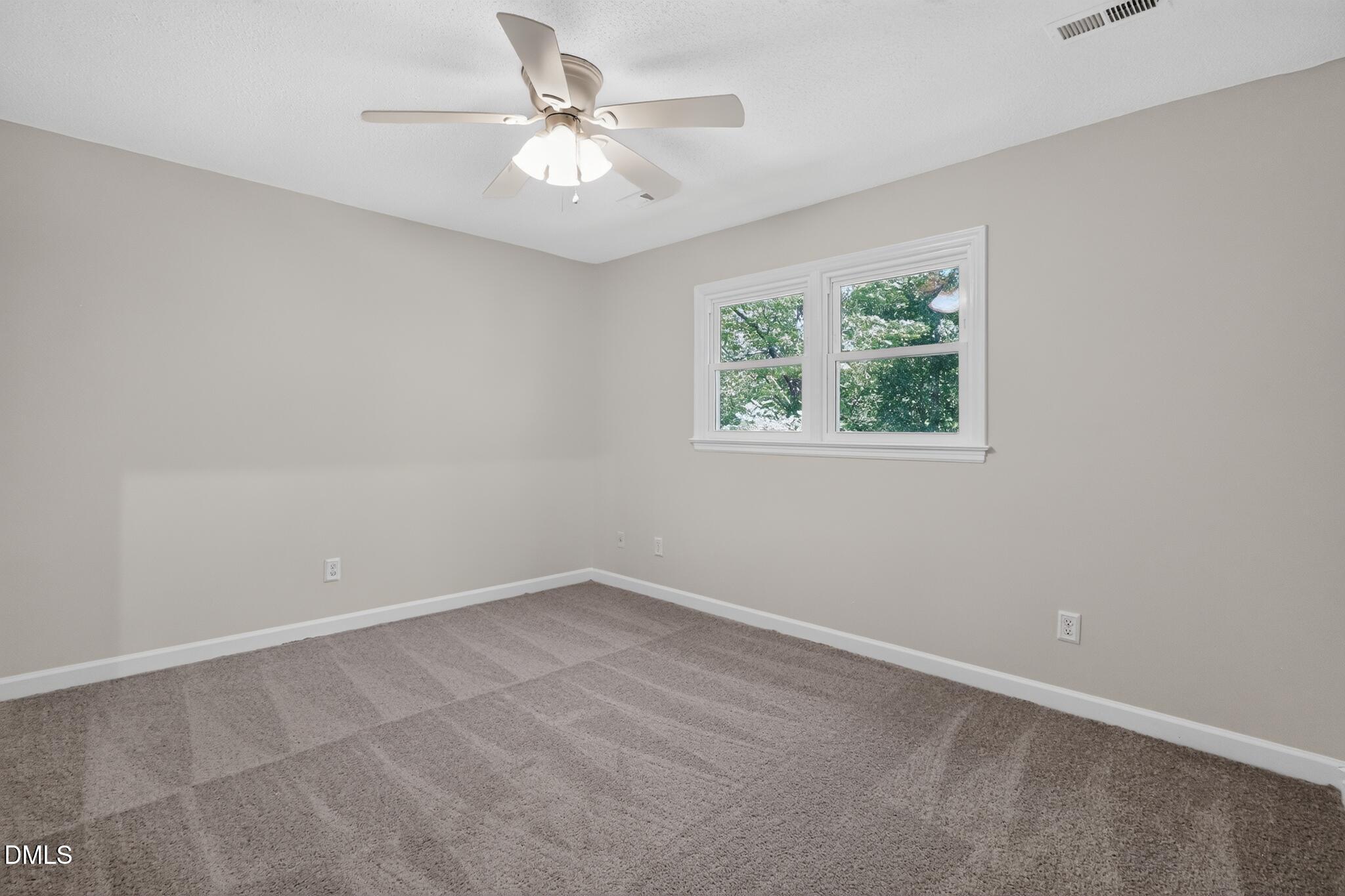 1424 Laughridge Drive Property Photo 18