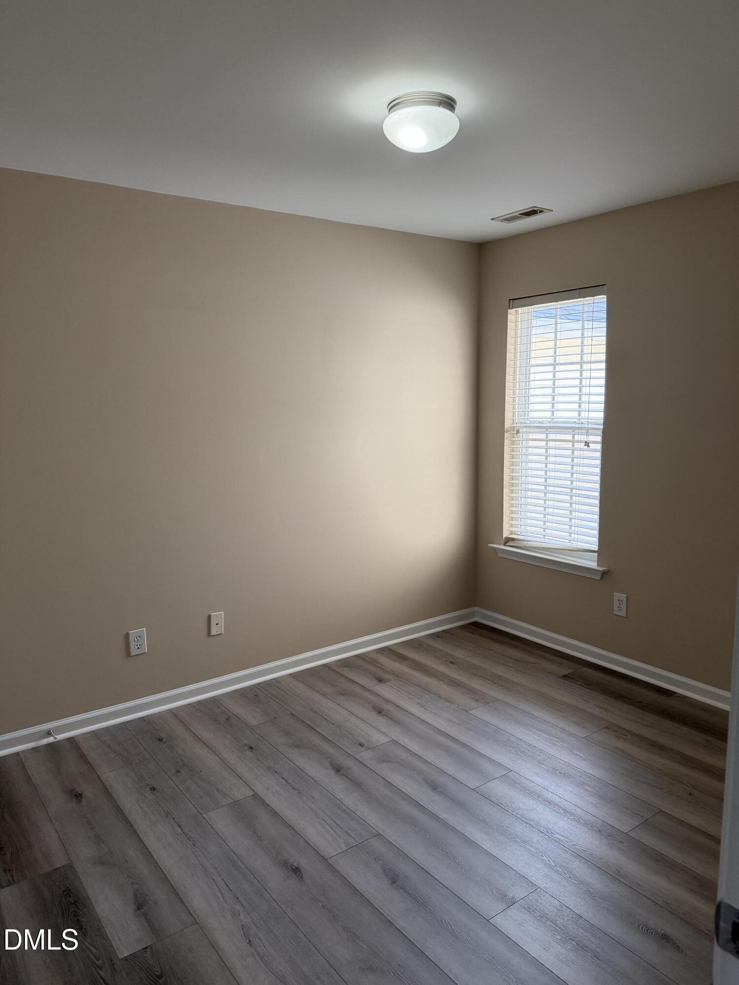 1103 Hadel Place Property Photo 11