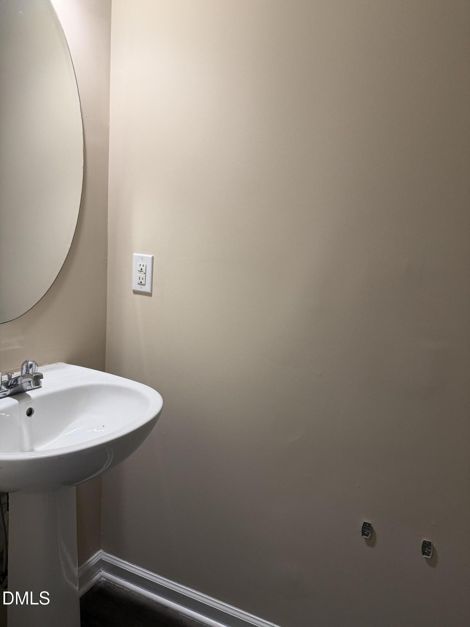 1103 Hadel Place Property Photo 15