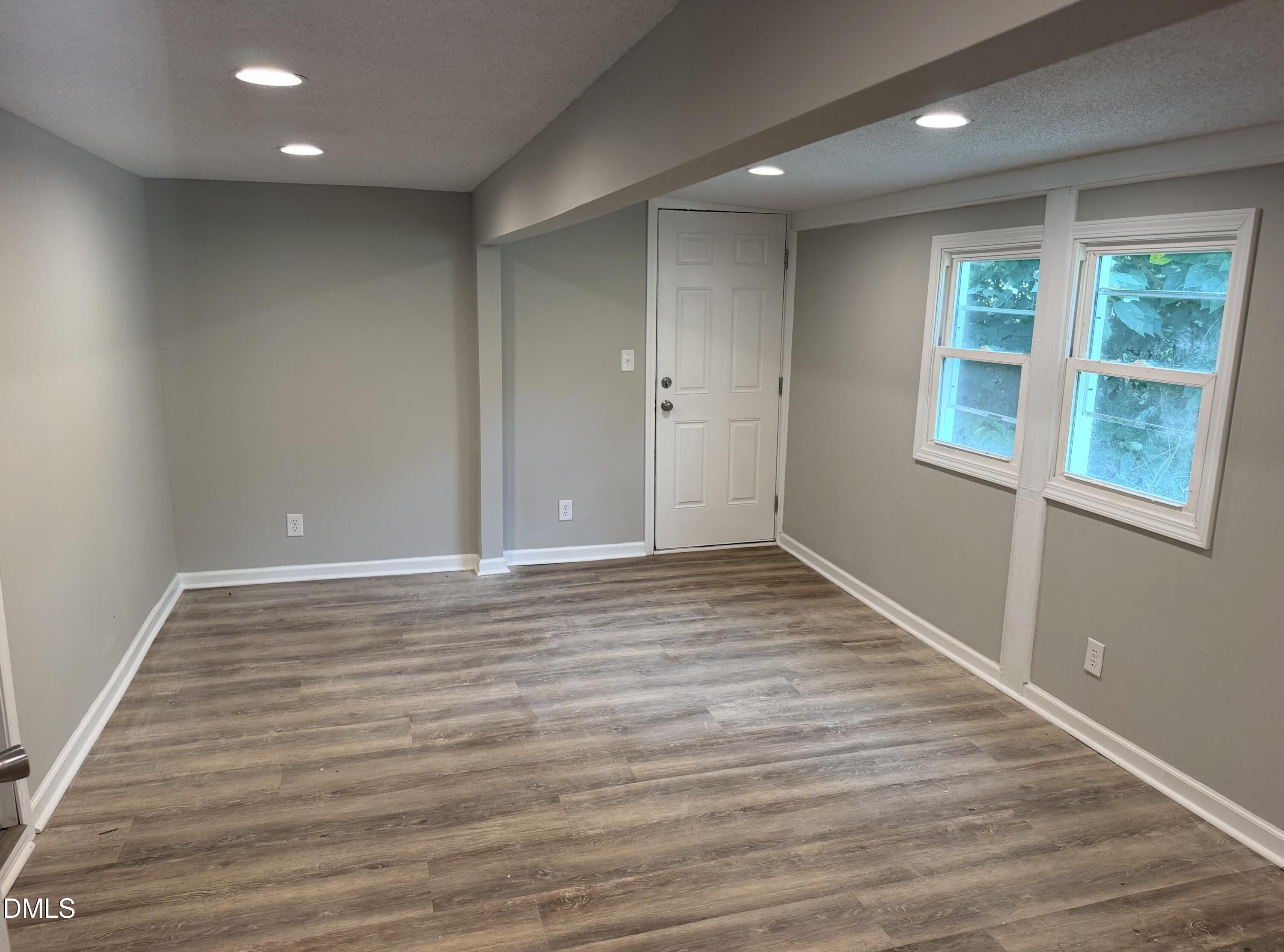 112 2nd Street Property Photo 9